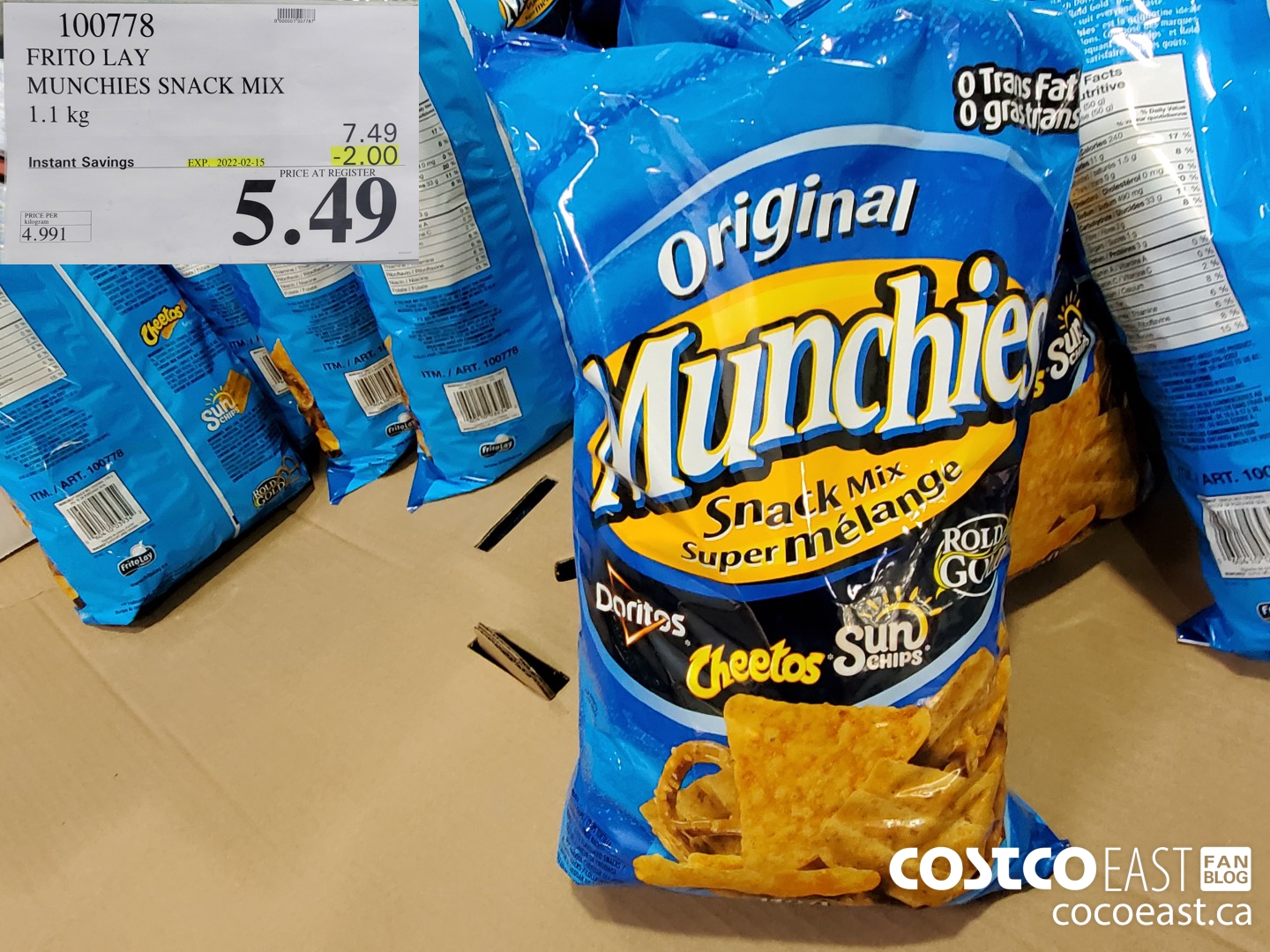 100778 FRITO LAY MELANGE MUNCHIES 1.1 KG ($2.00 INSTANT SAVINGS EXPIRES ON 2022-02-15) $5.49