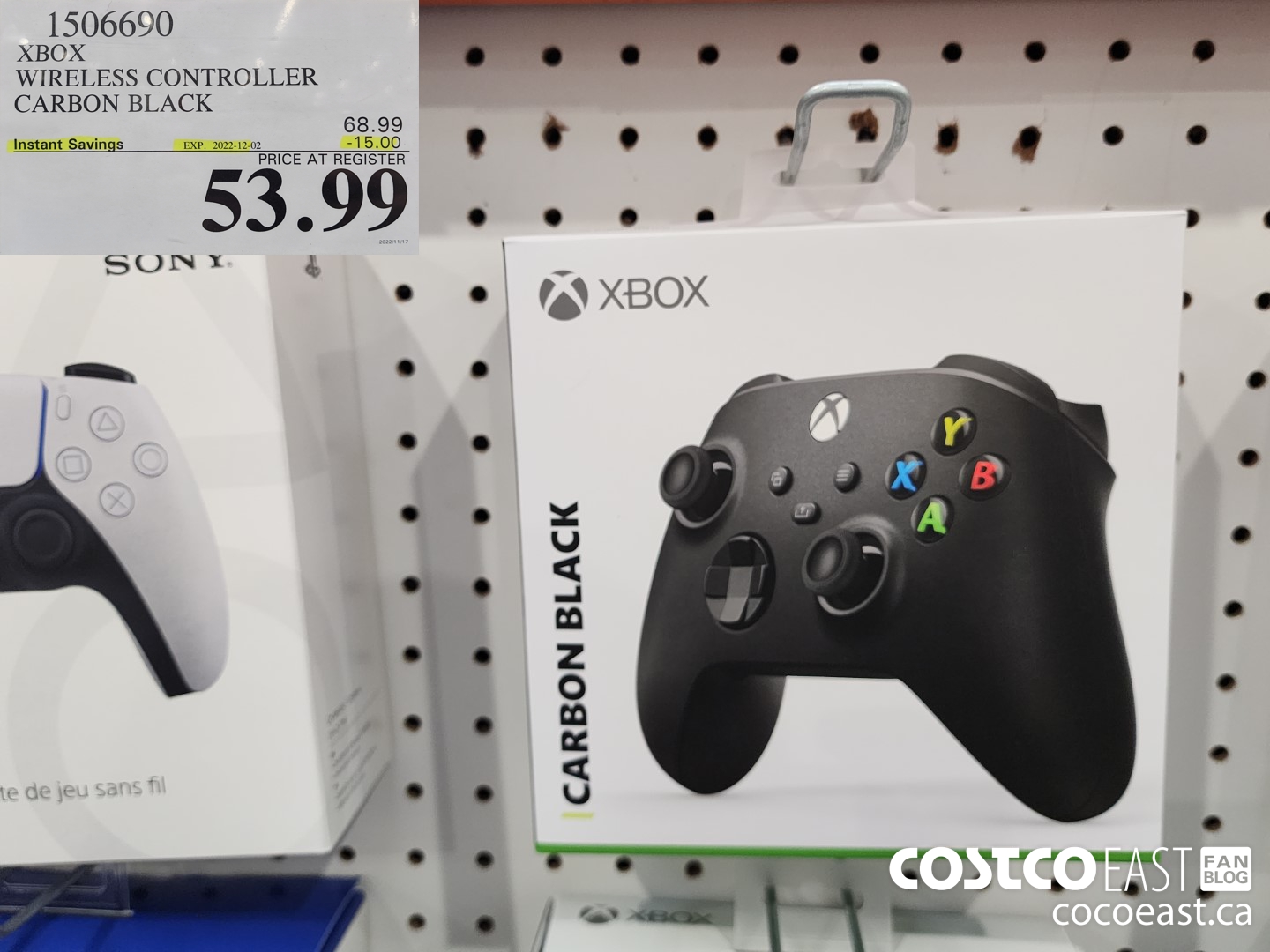 1506690 XBOX WIRELESS CONTROLLER CARBON BLACK ($15.00 INSTANT SAVINGS EXPIRES ON 2022-12-02) $53.99