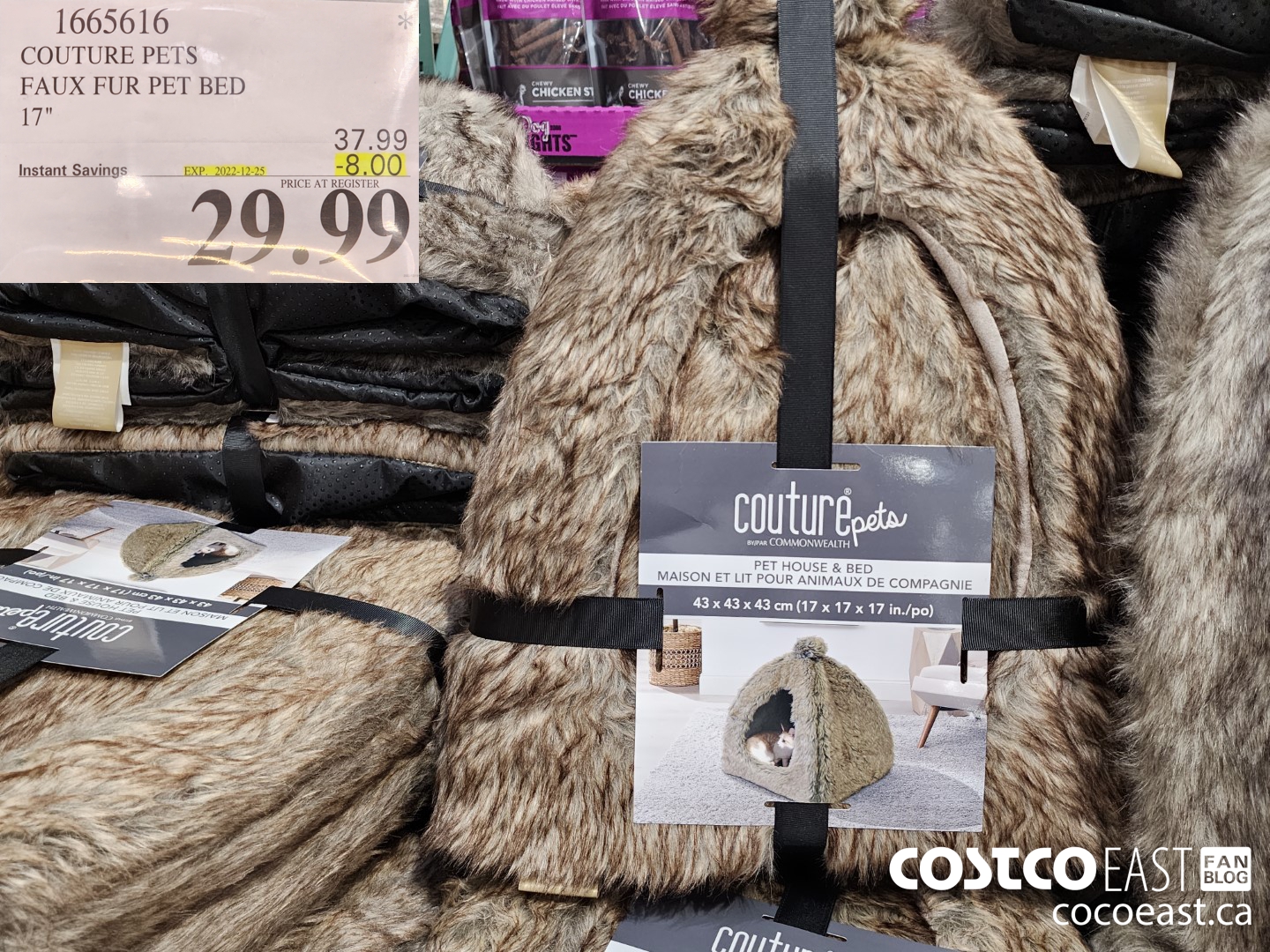 1665616 COUTURE PETS FAUX FUR PET BED 17