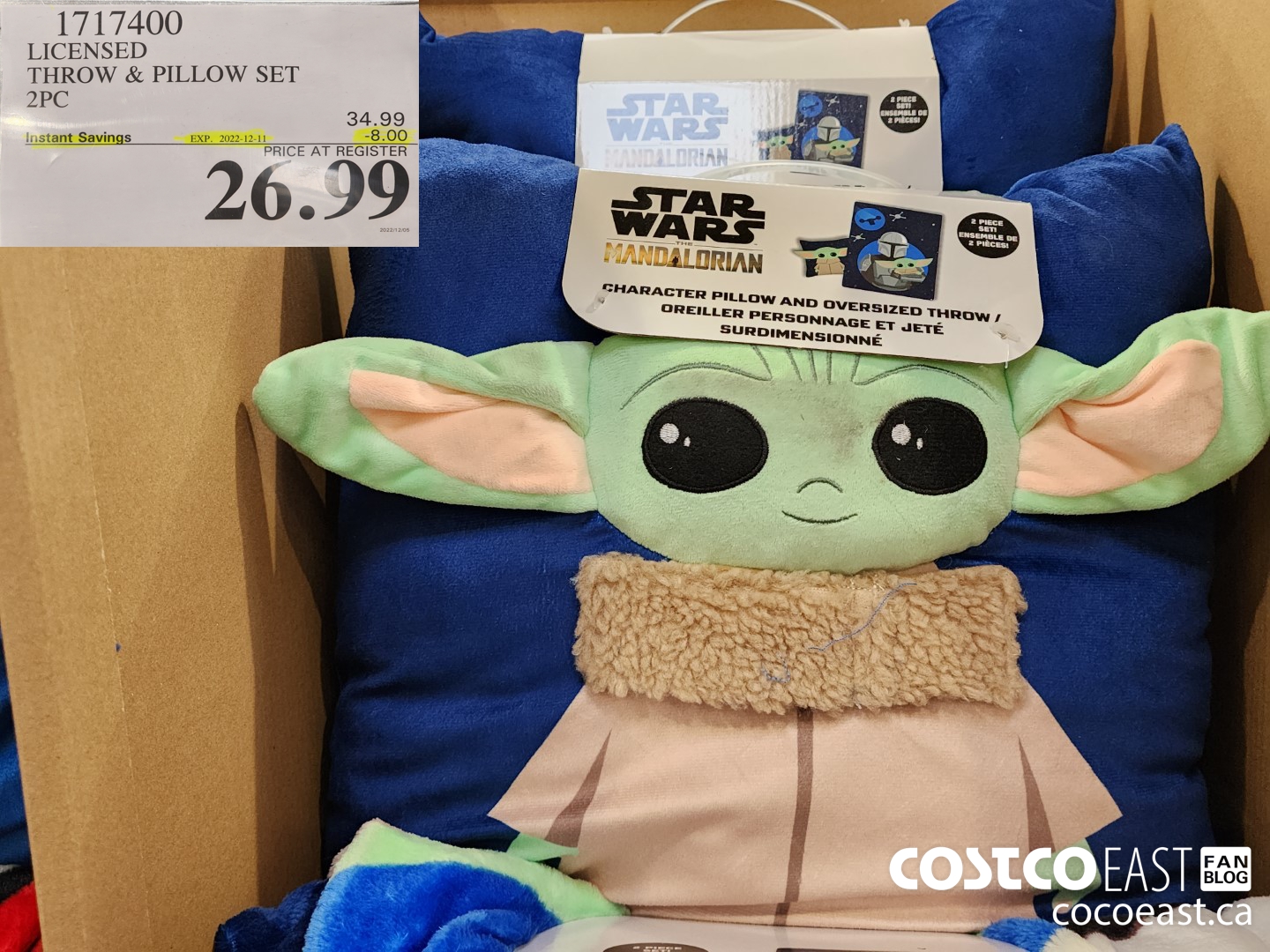 1717400 LICENSED THROW & PILLOW SET ($8.00 INSTANT SAVINGS EXPIRES ON 2022-12-11) $26.99