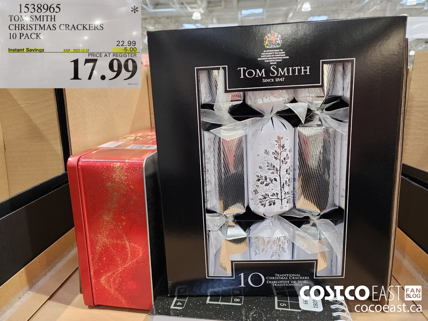 1538965 TOM SMITH CHRISTMAS CRACKERS 10 PACK ($5.00 INSTANT SAVINGS EXPIRES ON 2022-12-25) $17.99