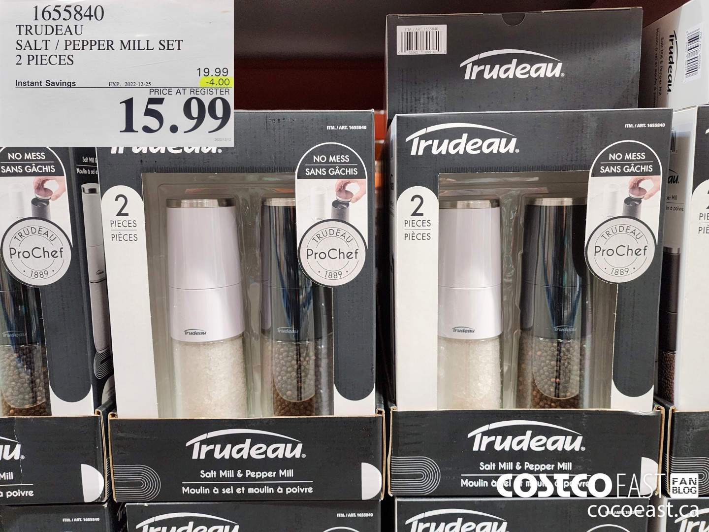 1655840 TRUDEAU SALT / PEPPER MILL SET 2 PIECES ($4.00 INSTANT SAVINGS EXPIRES ON 2022-12-25) $15.99