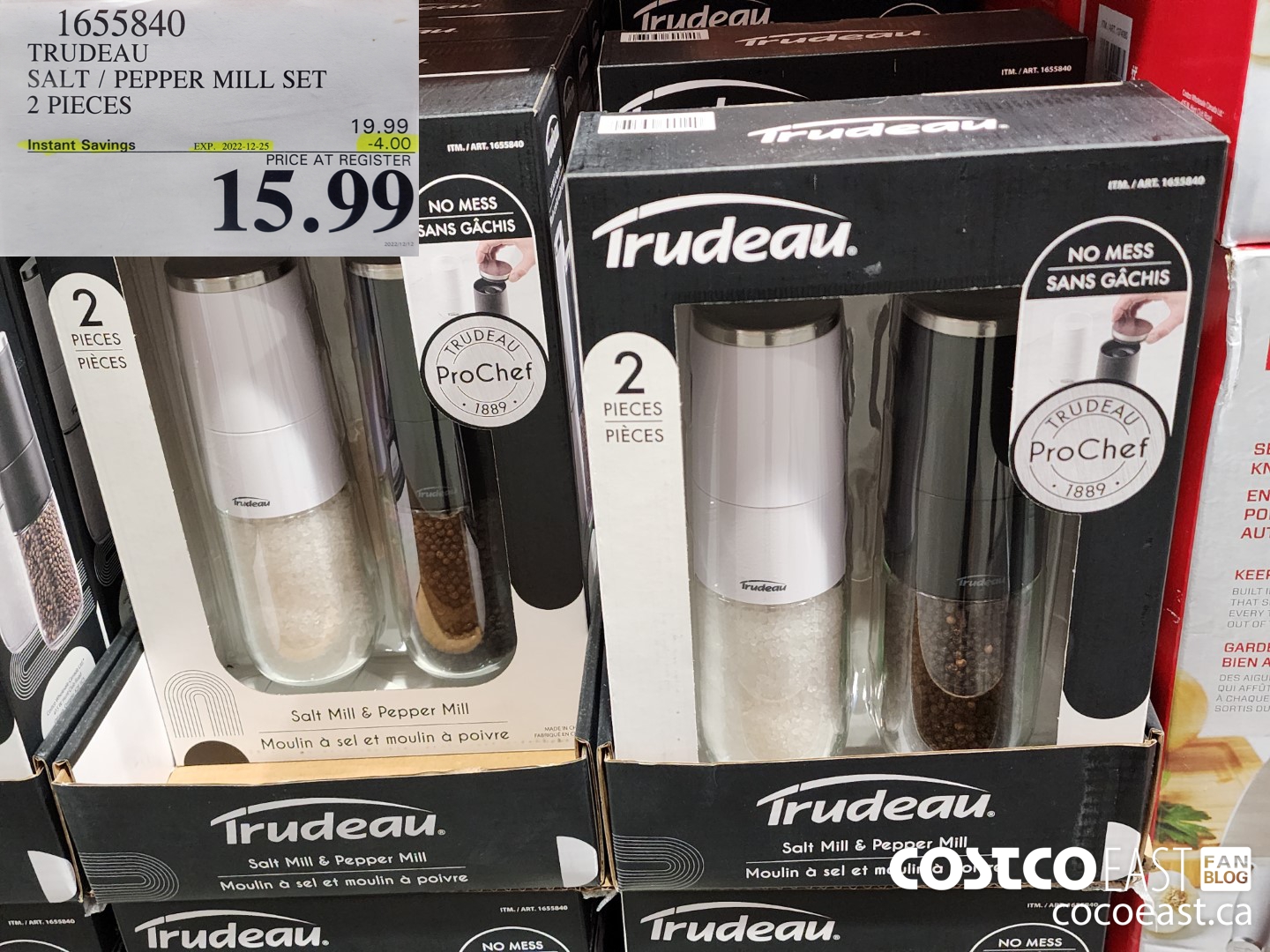1655840 TRUDEAU SALT / PEPPER MILL SET 2 PIECES ($4.00 INSTANT SAVINGS EXPIRES ON 2022-12-25) $15.99