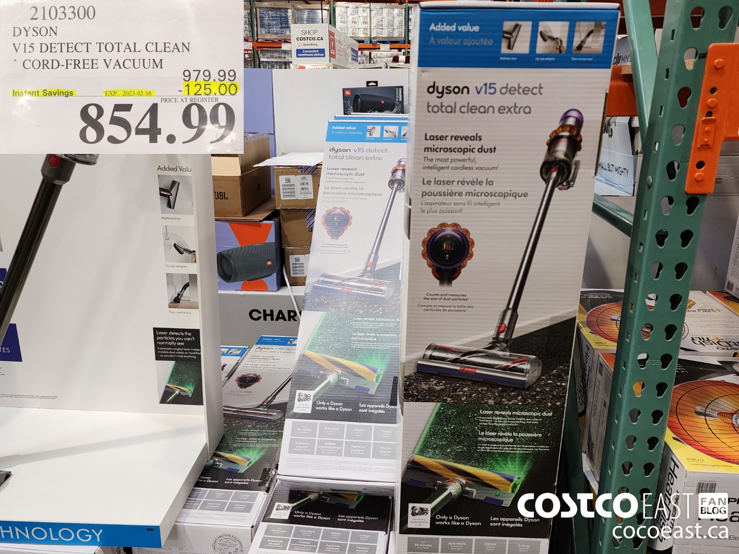 2103300 DYSON V15 DETECT TOTAL CLEAN CORD-FREE VACUUM ($125.00 INSTANT SAVINGS EXPIRES ON 2023-02-16) $854.99