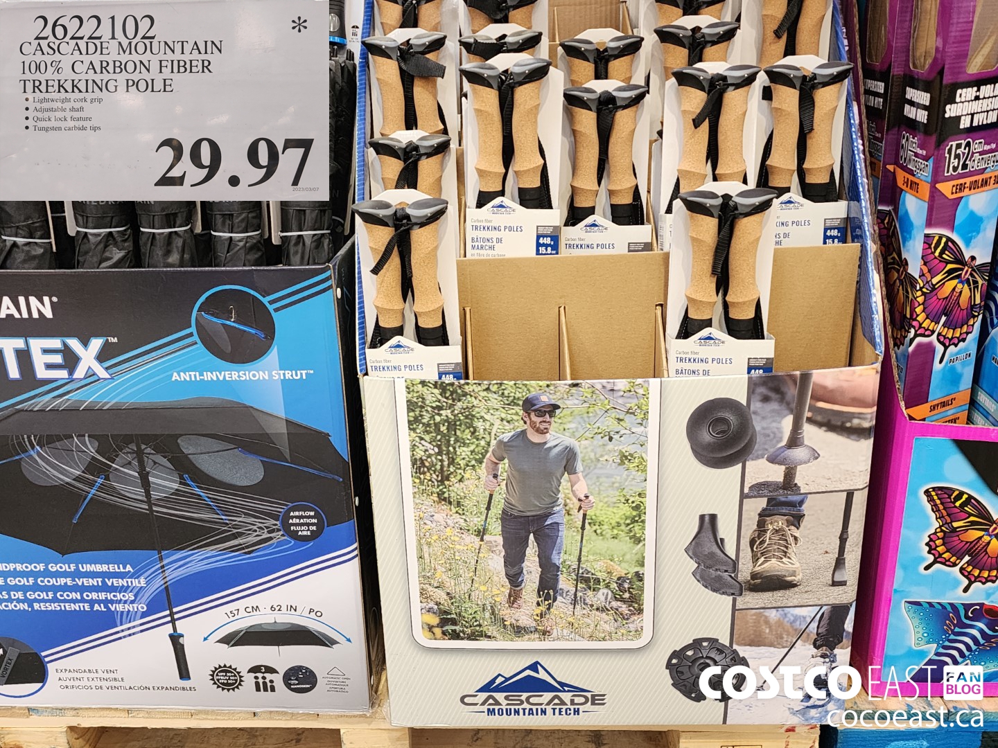 2622102 CASCADE MOUNTAIN 100% CARBON FIBRE TREKKING POLE $29.97