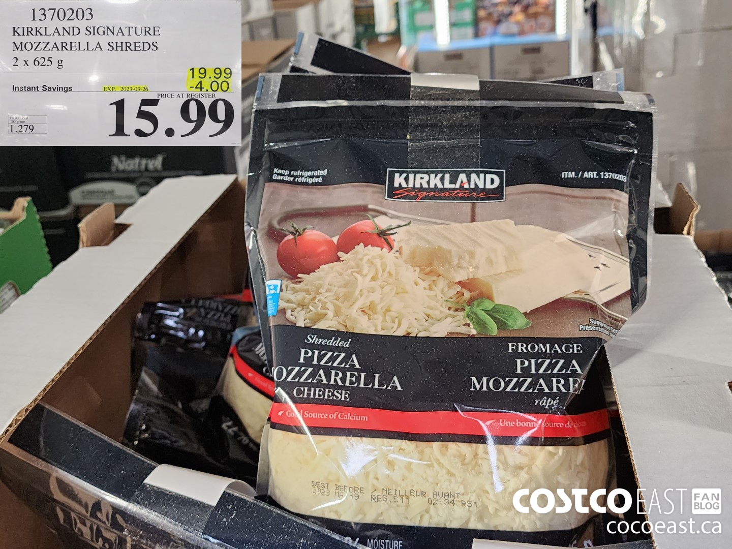 1370203 KIRKLAND SIGNATURE MOZZARELLA SHREDS 2 X 625G ($4.00 INSTANT SAVINGS EXPIRES ON 2023-03-26) $15.99