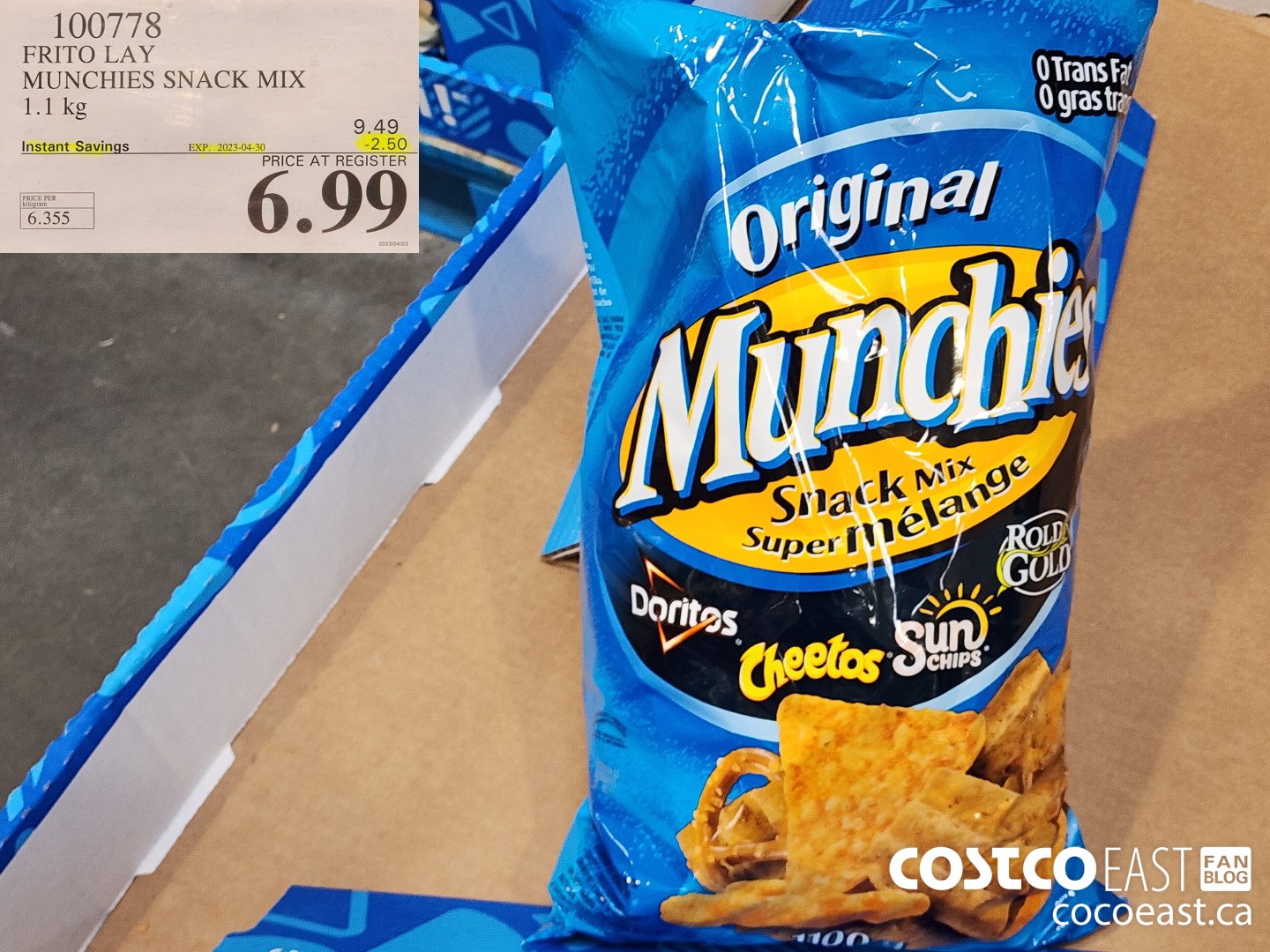 100778 FRITO LAY MELANGE MUNCHIES 1.1 KG ($2.50 INSTANT SAVINGS EXPIRES ON 2023-04-30) $6.99