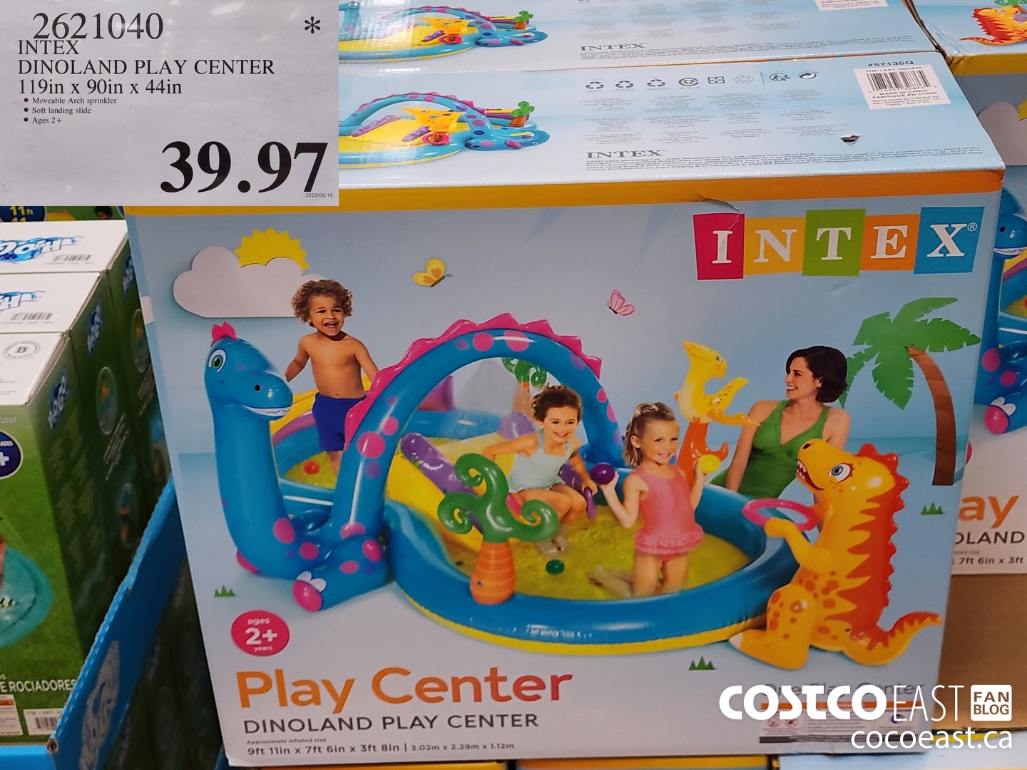 2621040 INTEX DINOLAND PLAY CENTER 119IN X 90IN X 44IN $39.97