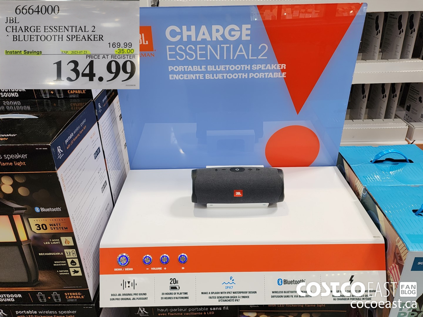 6664000 JBL CHARGE ESSENTIAL 2 BLUETOOTH SPEAKER ($35.00 INSTANT SAVINGS EXPIRES ON 2023-07-23) $134.99