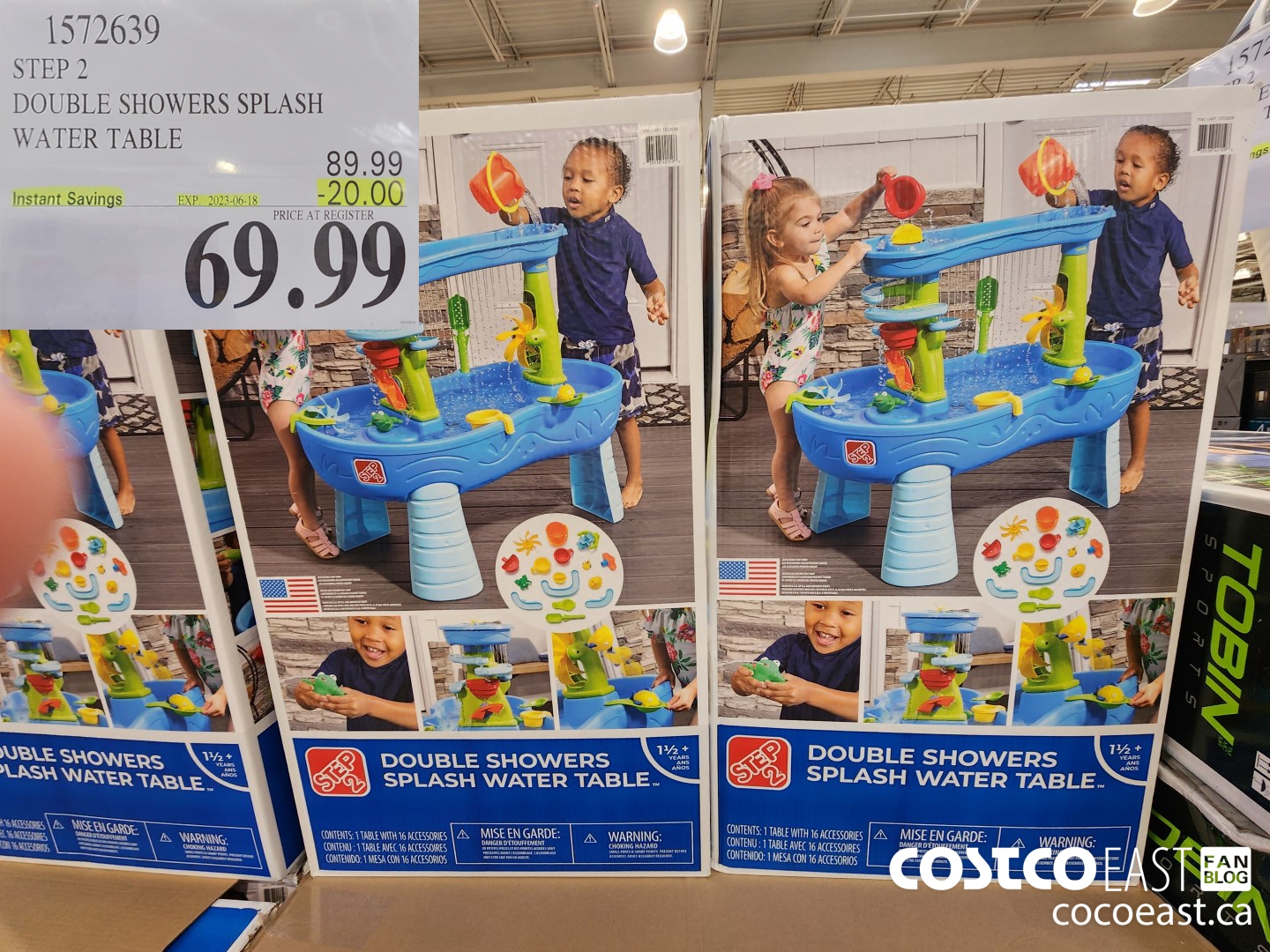 1572639 STEP 2 DOUBLE SHOWERS SPLASH WATER TABLE ($20.00 INSTANT SAVINGS EXPIRES ON 2023-06-18) $69.99