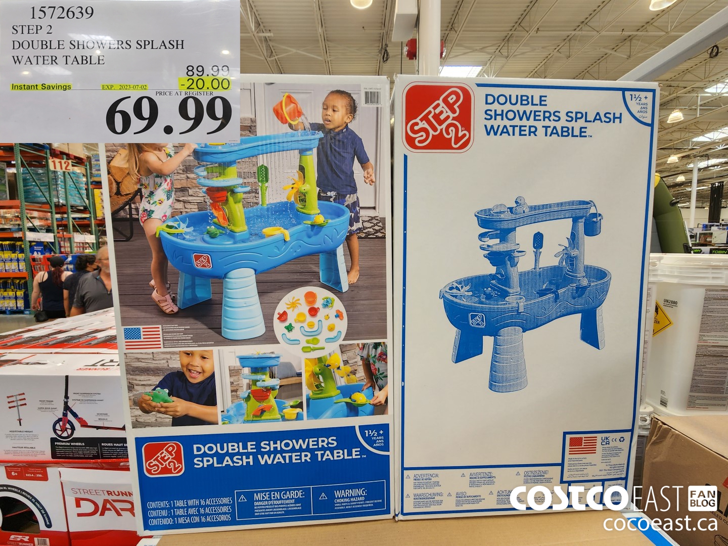 1572639 STEP 2 DOUBLE SHOWERS SPLASH WATER TABLE ($20.00 INSTANT SAVINGS EXPIRES ON 2023-07-02) $69.99