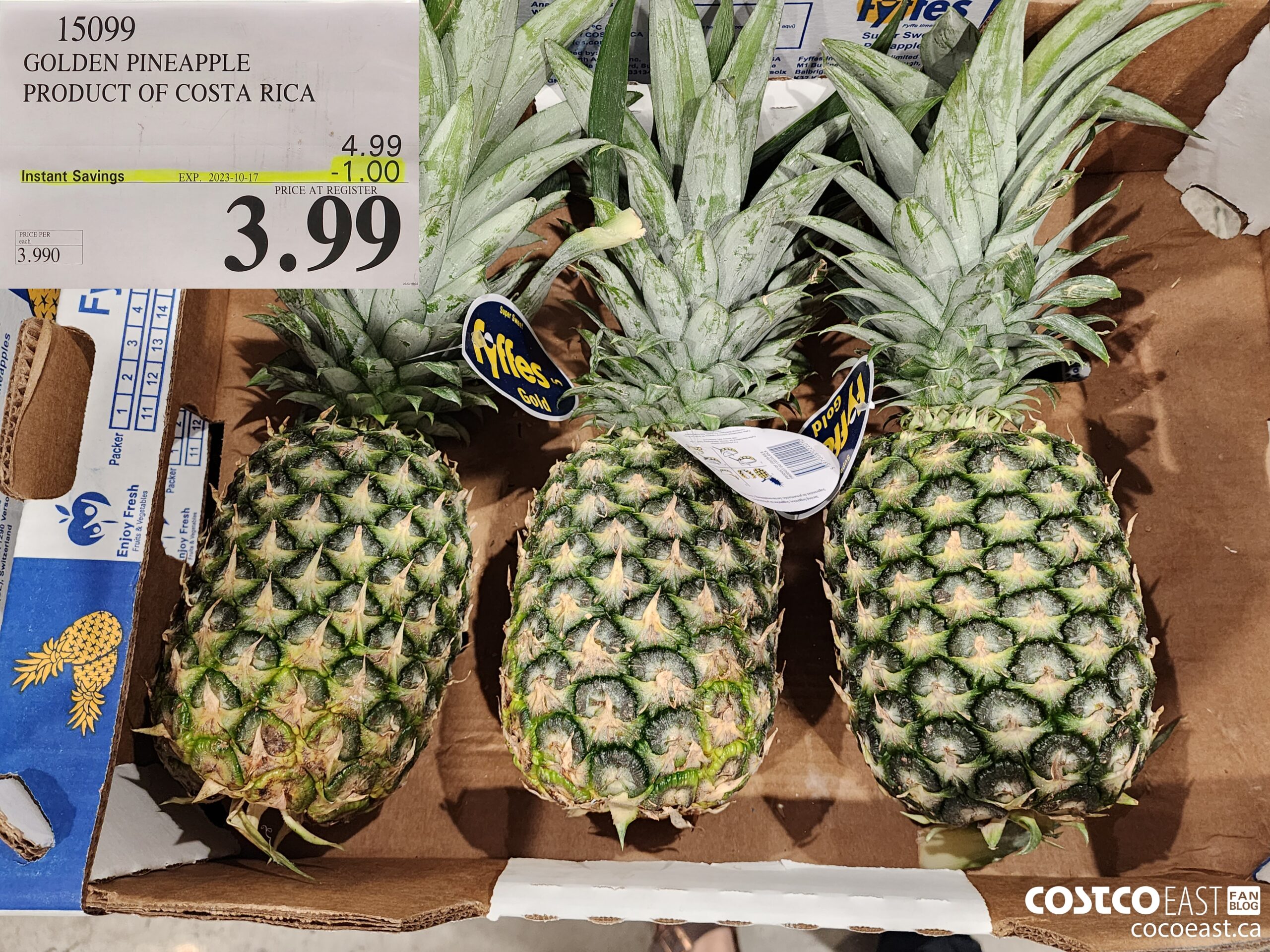 15099 GOLDEN PINEAPPLE PRODUCT OF COSTA RICA ($1.00 INSTANT SAVINGS EXPIRES ON 2023-10-17) $3.99