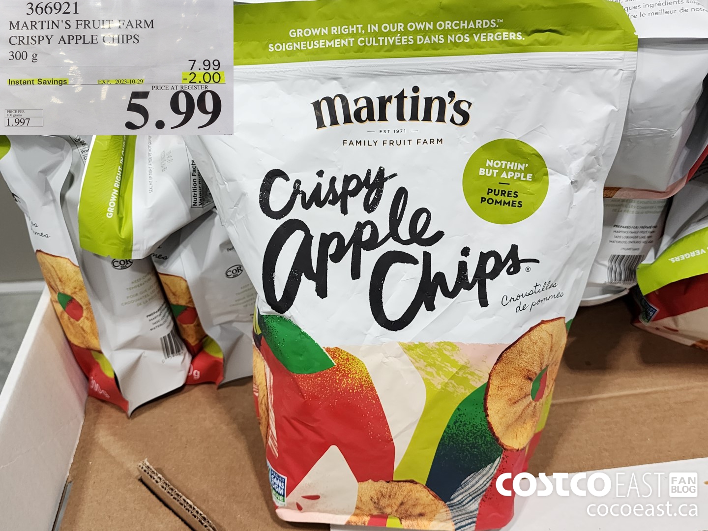 366921 MARTIN'S FRUIT FARM CRISPY APPLE CHIPS 300G ($2.00 INSTANT SAVINGS EXPIRES ON 2023-10-29) $5.99
