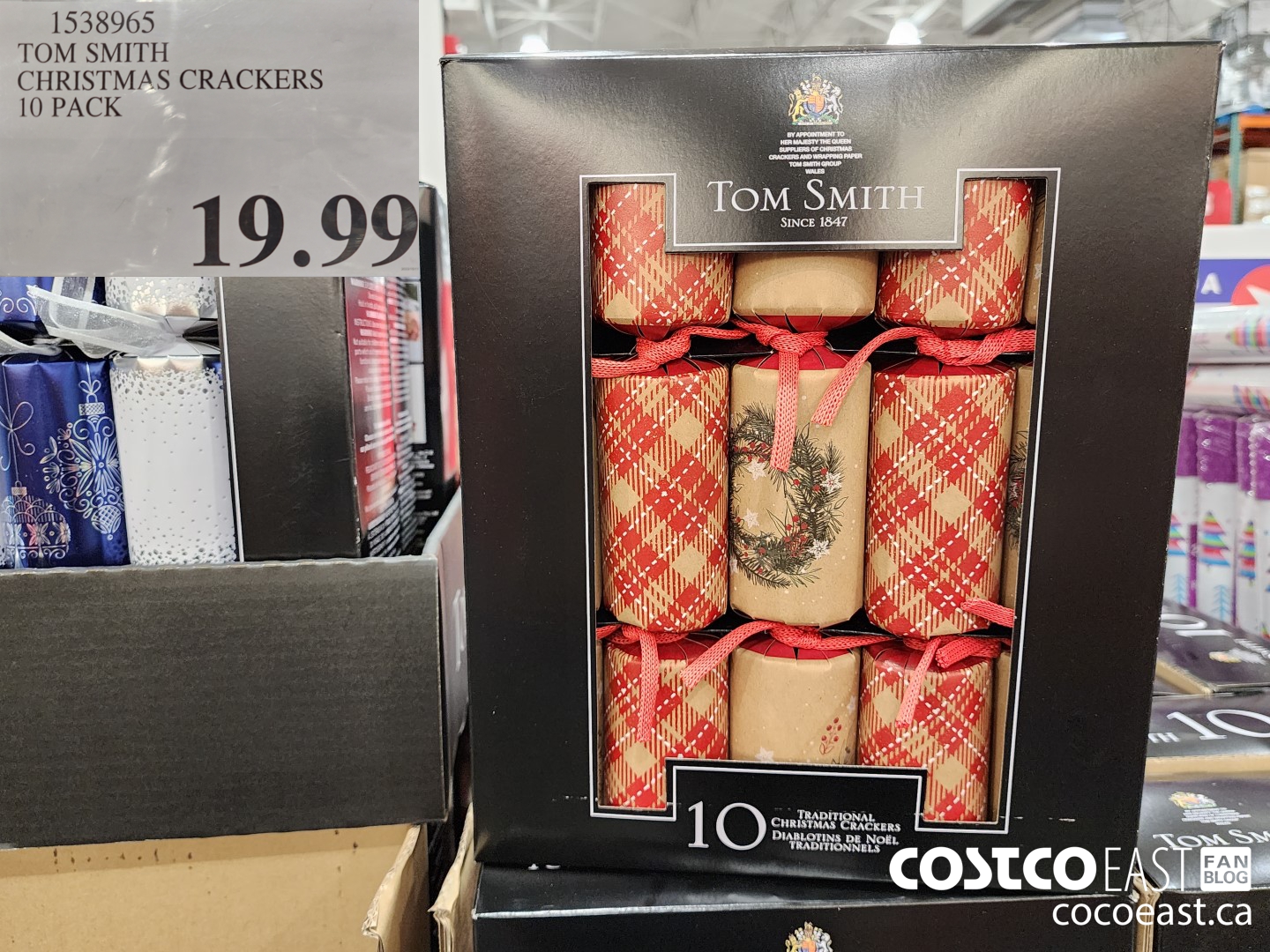 1538965 TOM SMITH CHRISTMAS CRACKERS 10 PACK $19.99