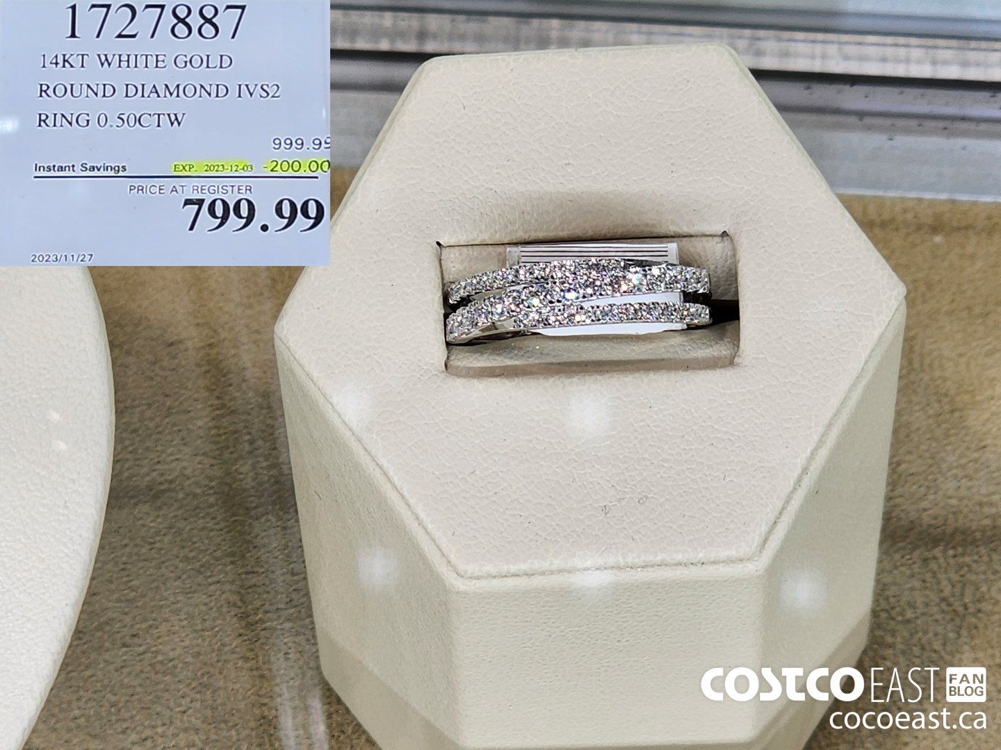 1727887 14KT WHITE GOLD ROUND DIAMOND IVS2 RING 0.50CTW ($200.00 INSTANT SAVINGS EXPIRES ON 2023-12-03) $799.99
