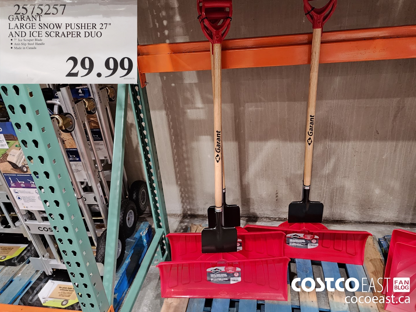 2575257 GARANT LARGE SNOW PUSHER 27