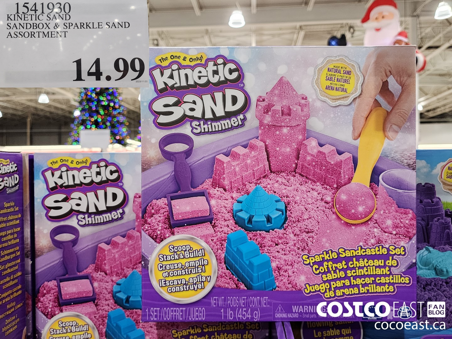 1541930 KINETIC SAND SANDBOX & SPARKLE SAND ASSORTMENT $14.99