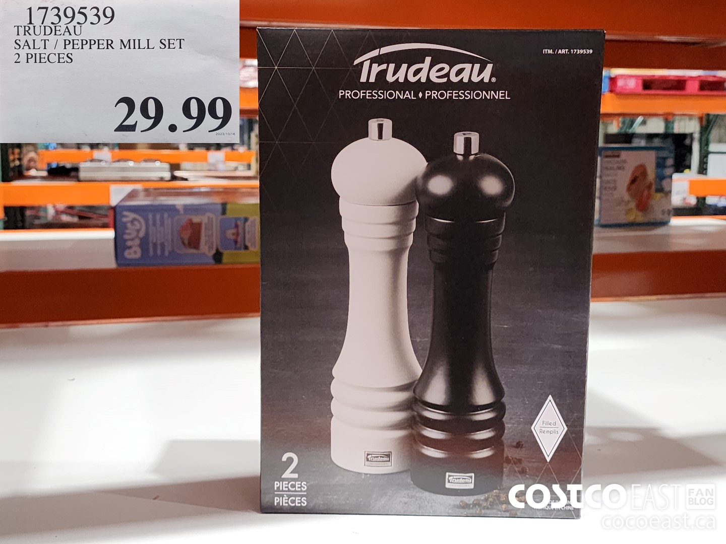 1739539 TRUDEAU SALT / PEPPER MILL SET 2 PIECES $29.99