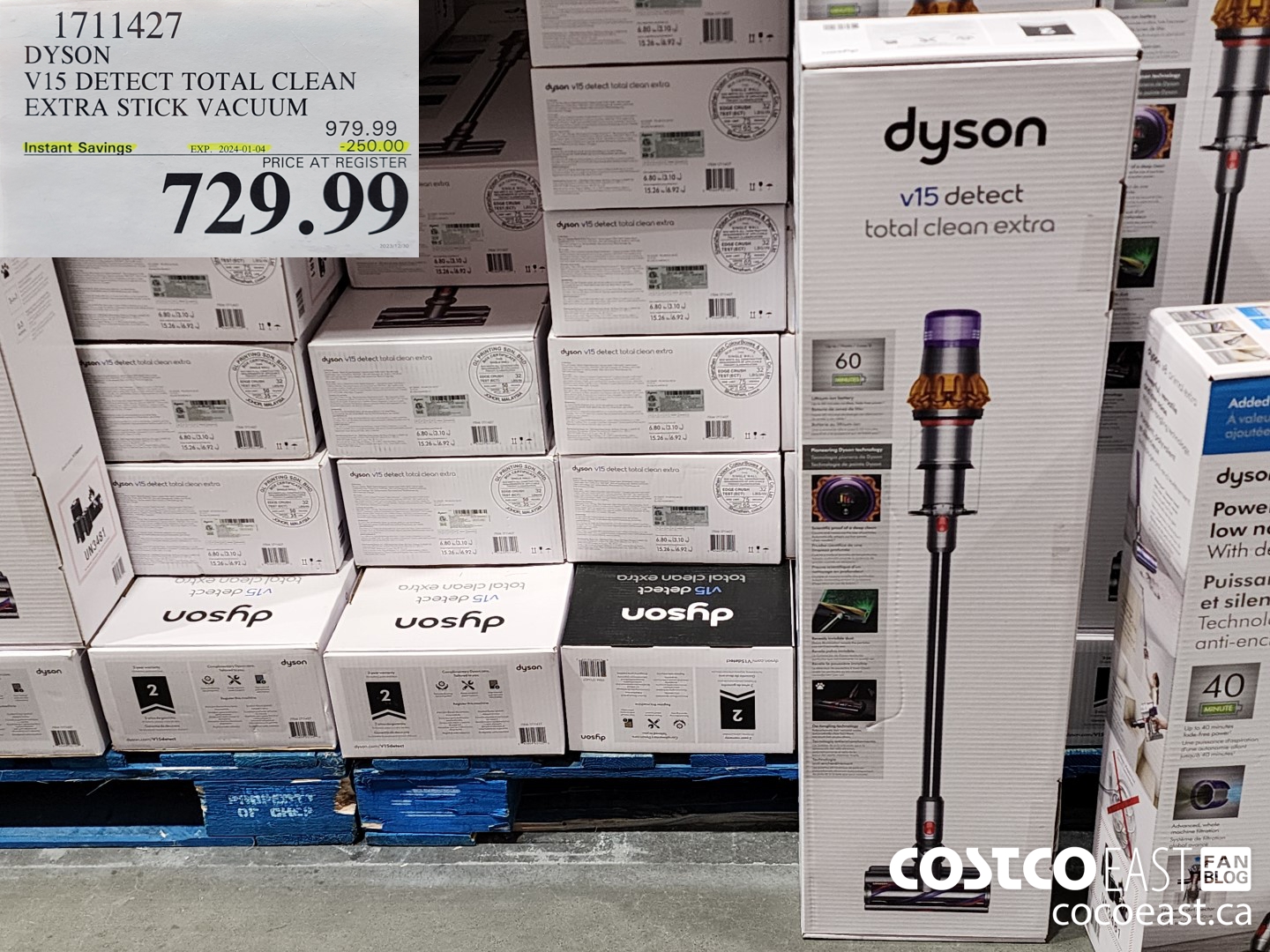 1711427 DYSON V15 DETECT TOTAL CLEAN EXTRA STICK VACUUM ($250.00 INSTANT SAVINGS EXPIRES ON 2024-01-04) $729.99