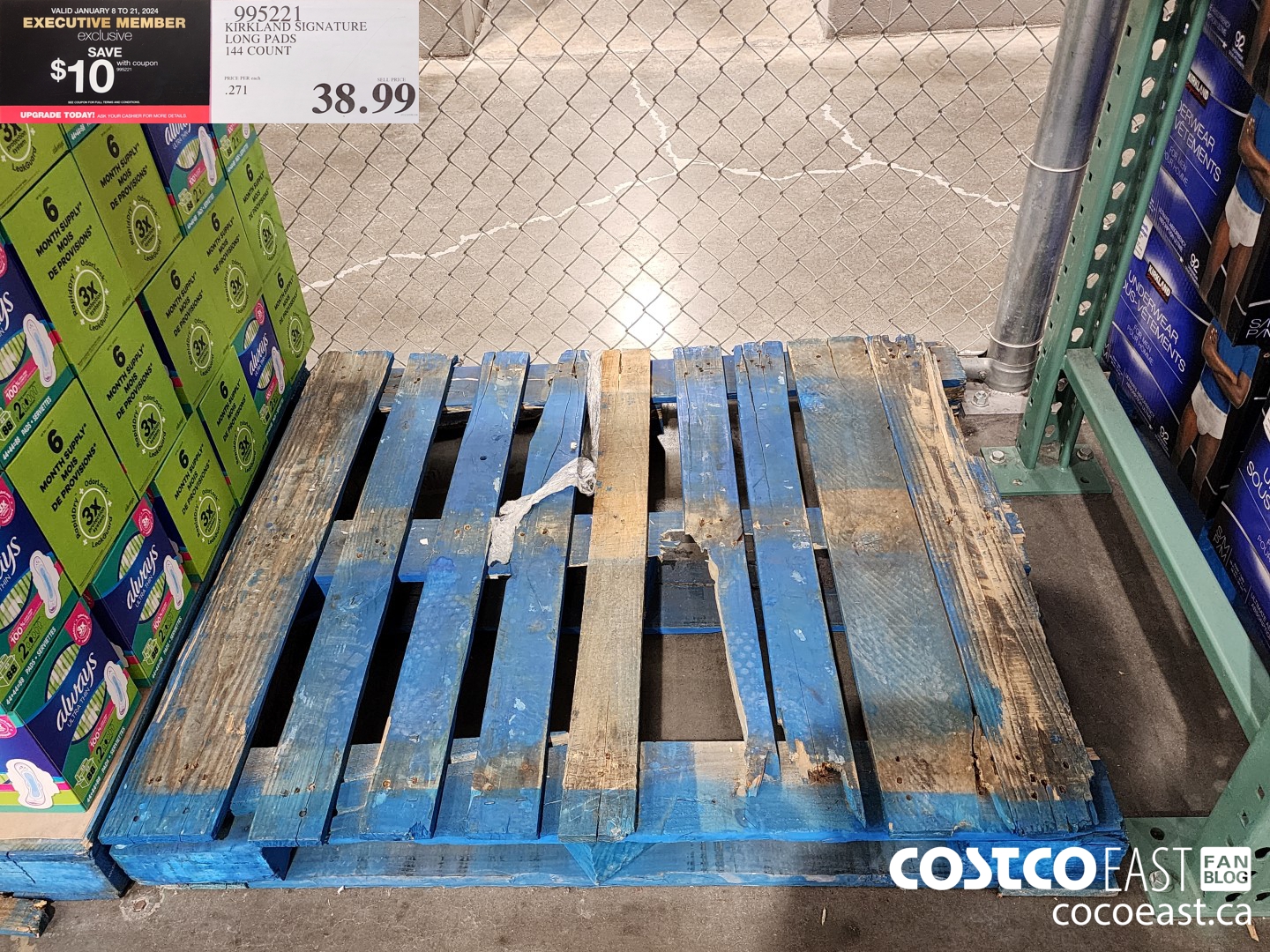 995221 KIRKLAND SIGNATURE LONG PADS 144 COUNT ($10.00 INSTANT SAVINGS EXPIRES ON 2024-01-21) $28.99