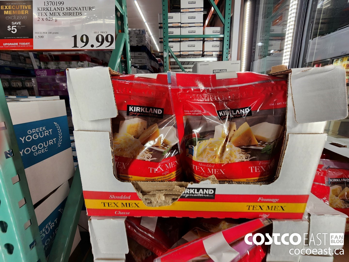 1370199 KIRKLAND SIGNATURE TEX MEX SHREDS 2 X 625G ($5.00 INSTANT SAVINGS EXPIRES ON 2024-01-21) $14.99