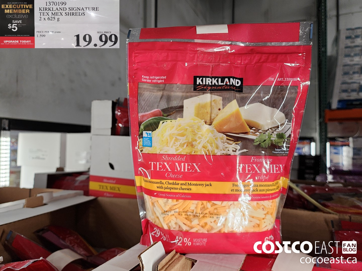1370199 KIRKLAND SIGNATURE TEX MEX SHREDS 2 X 625G ($5.00 INSTANT SAVINGS EXPIRES ON 2024-01-21) $14.99
