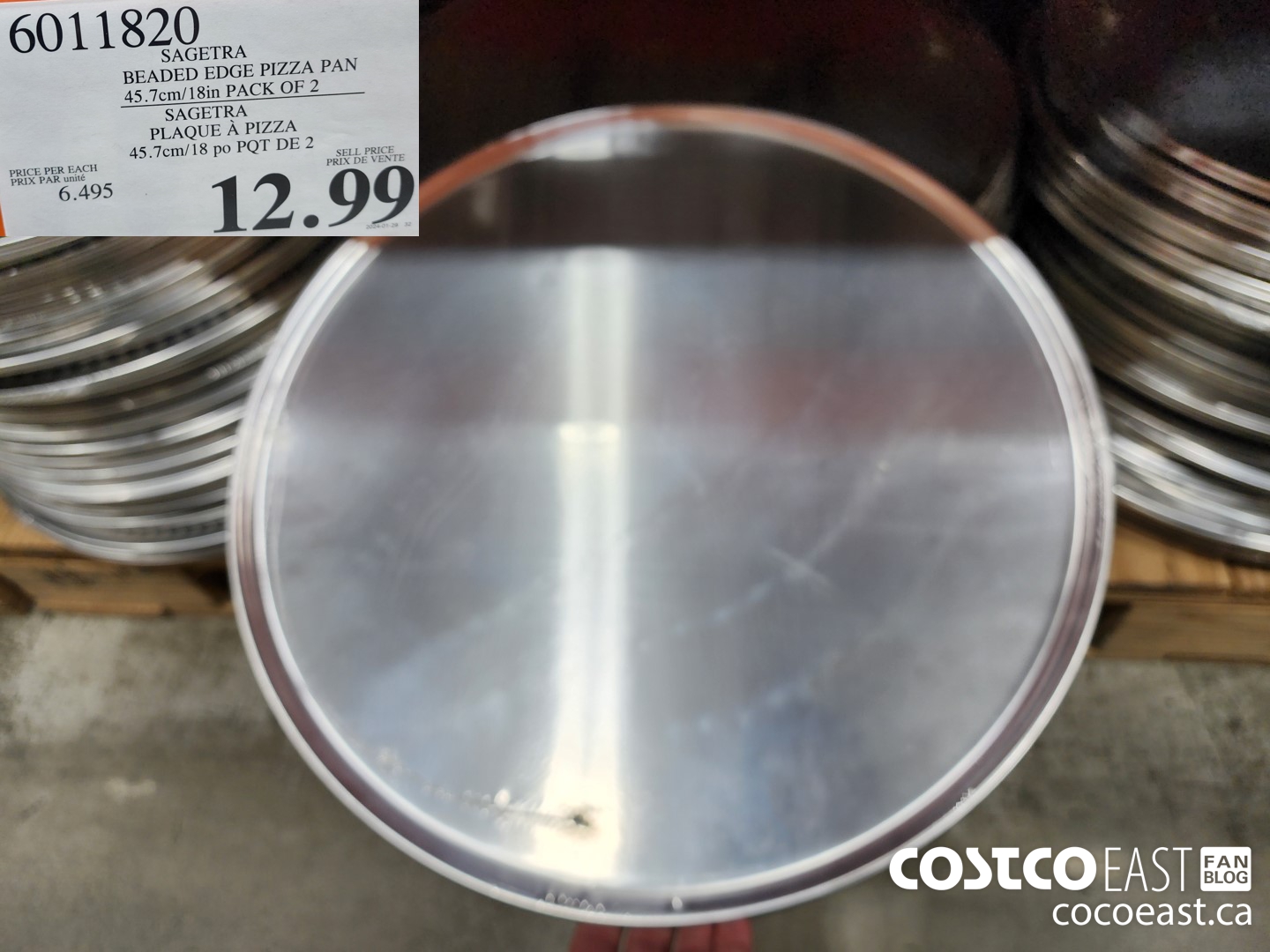 6011820 SAGETRA BEADED EDGE PIZZA PAN 45.7cm/18in PACK OF 2 $12.99