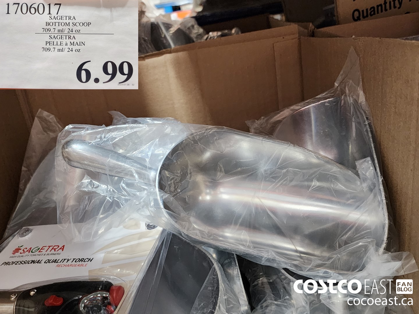 1706017 SAGETRA BOTTOM SCOOP 709.7 ml/ 24 oz $6.99