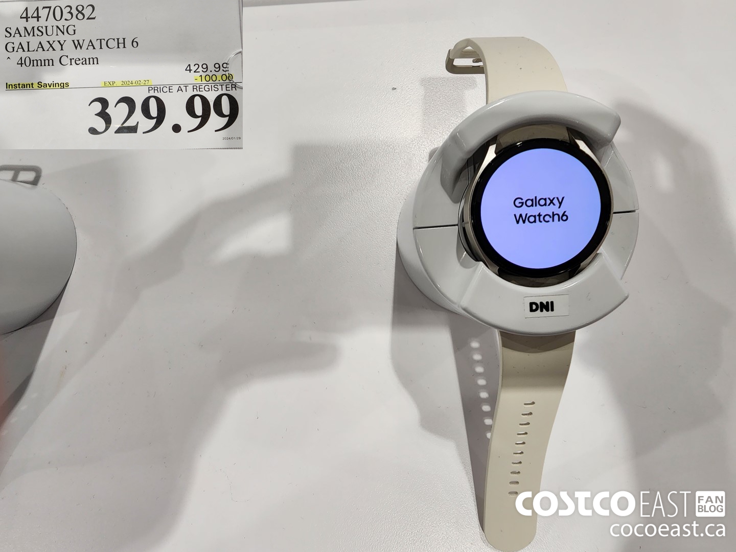 4470382 SAMSUNG GALAXY WATCH 6 40mm Cream ($100.00 INSTANT SAVINGS EXPIRES ON 2024-02-27) $329.99