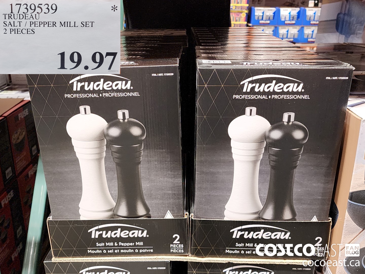 1739539 TRUDEAU SALT / PEPPER MILL SET 2 PIECES $19.97