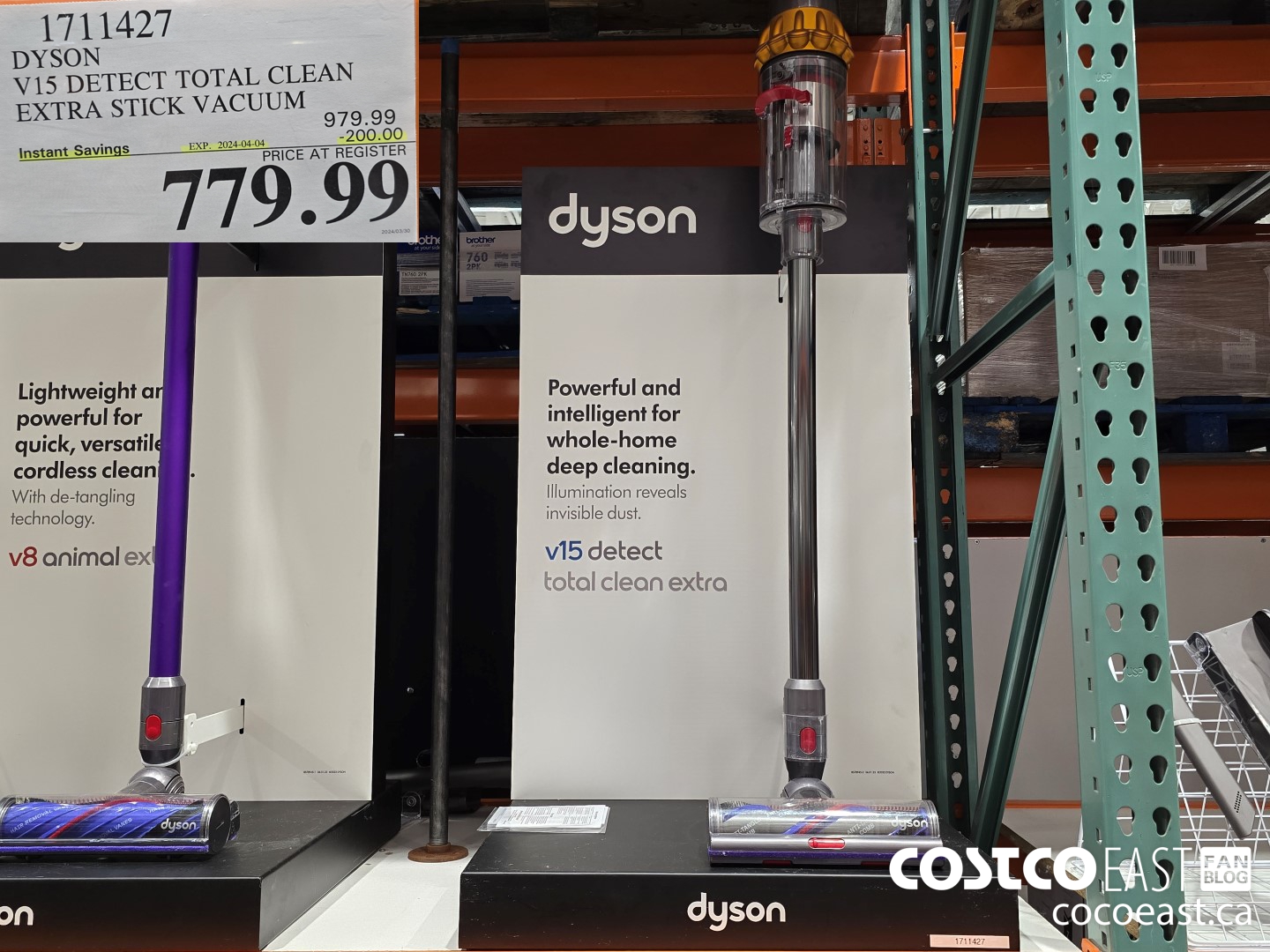 1711427 DYSON V15 DETECT TOTAL CLEAN EXTRA STICK VACUUM ($200.00 INSTANT SAVINGS EXPIRES ON 2024-04-04) $779.99