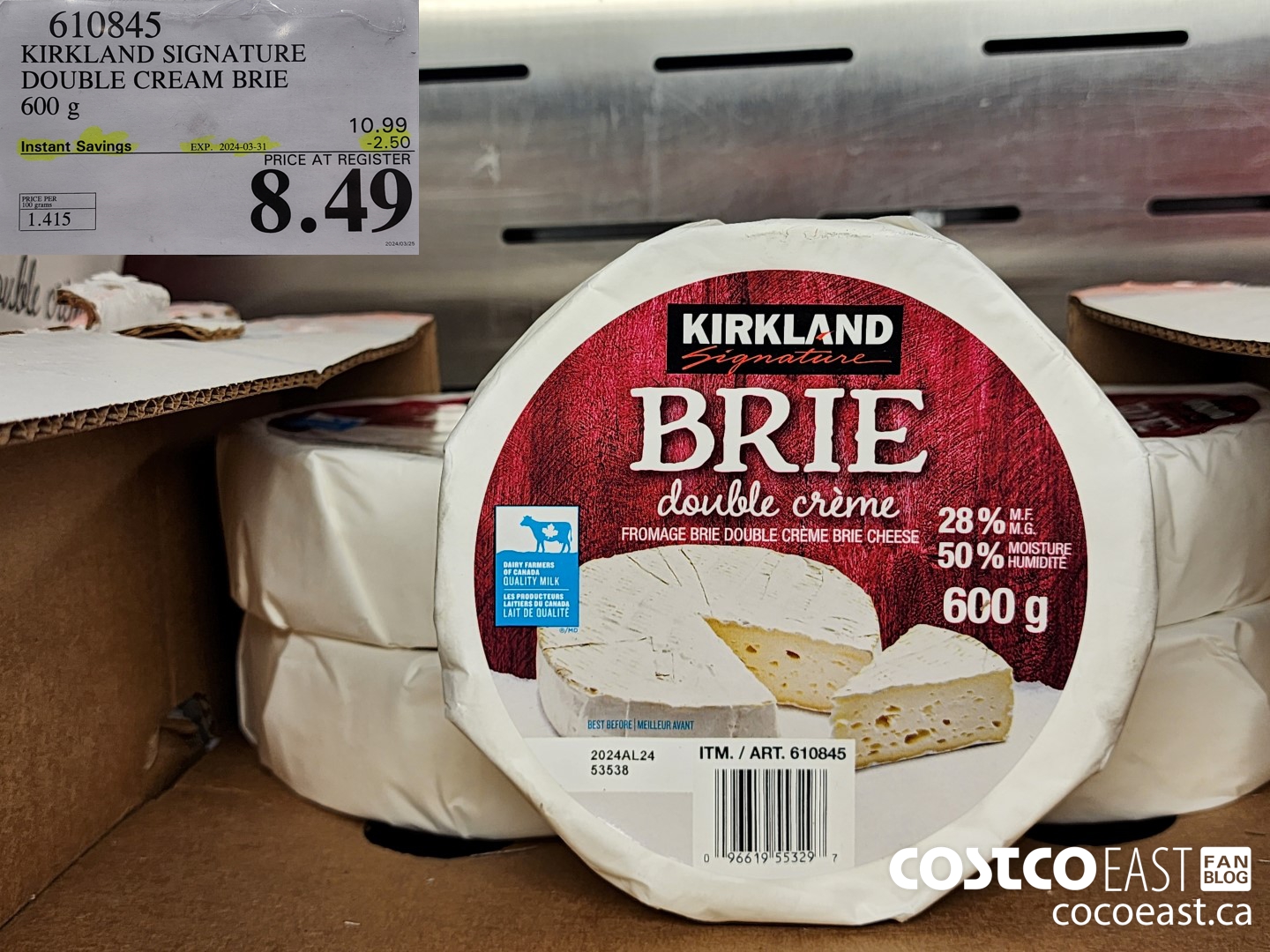 610845 KIRKLAND SIGNATURE DOUBLE CREAM BRIE 600 g ($2.50 INSTANT SAVINGS EXPIRES ON 2024-03-31) $8.49