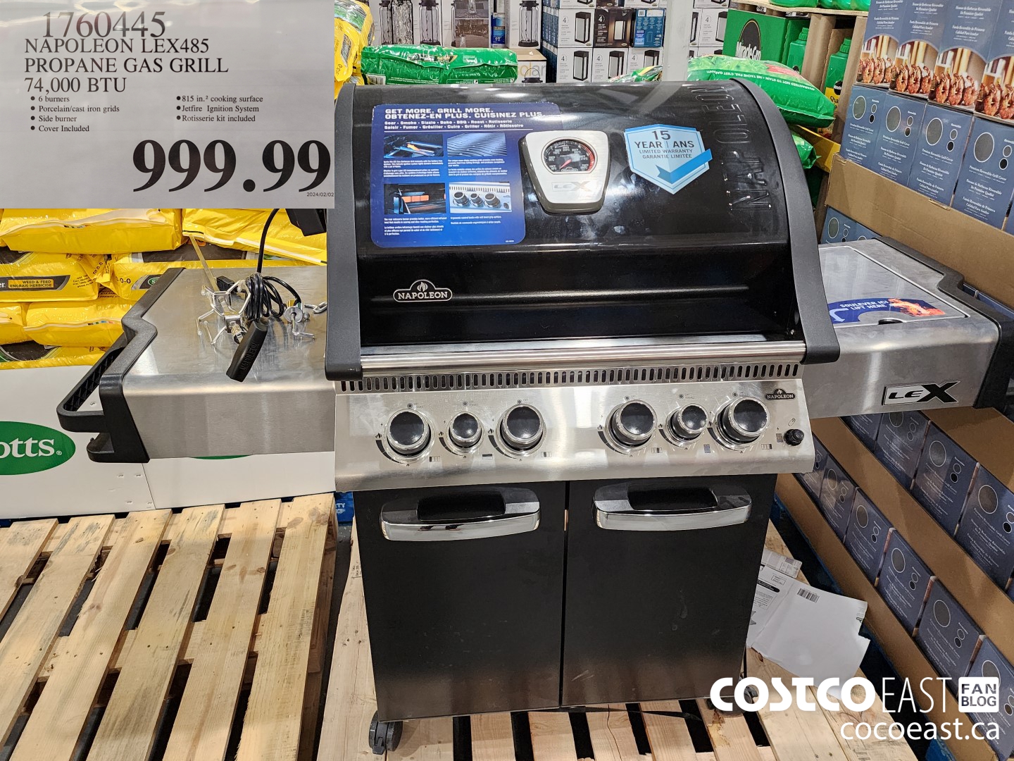 1760445 NAPOLEON LEX485 PROPANE GAS GRILL 74,000 BTU $999.99