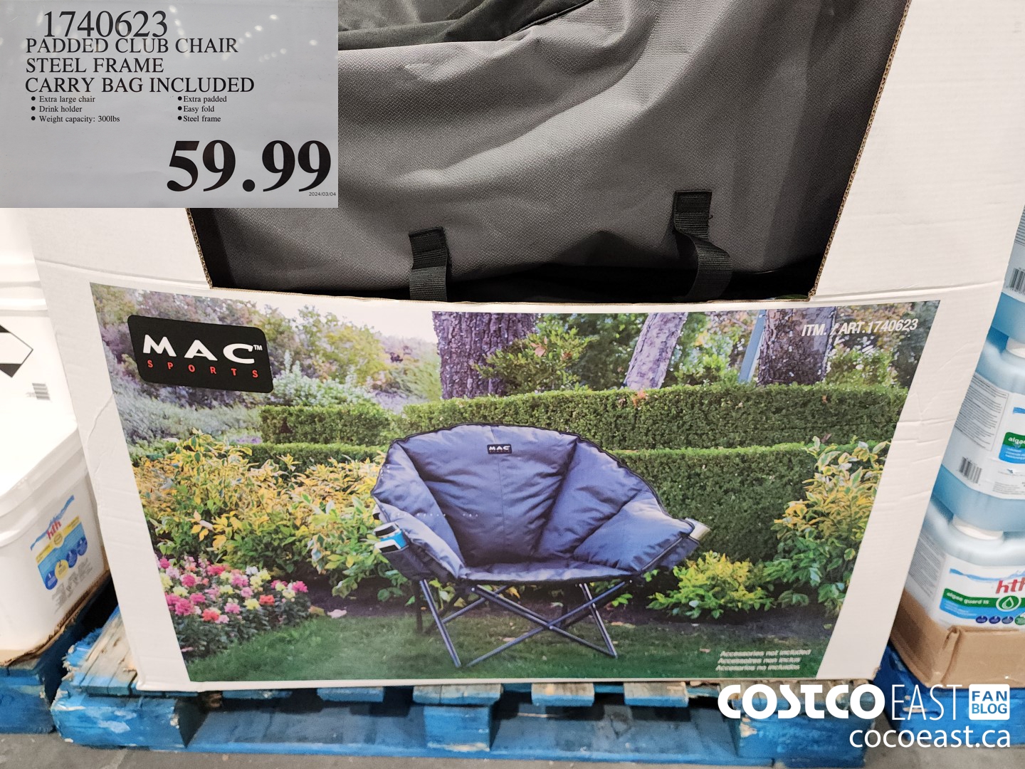 1740623 PADDED CLUB CHAIR STEEL FRAME CARRY BAG INCLUDED $59.99