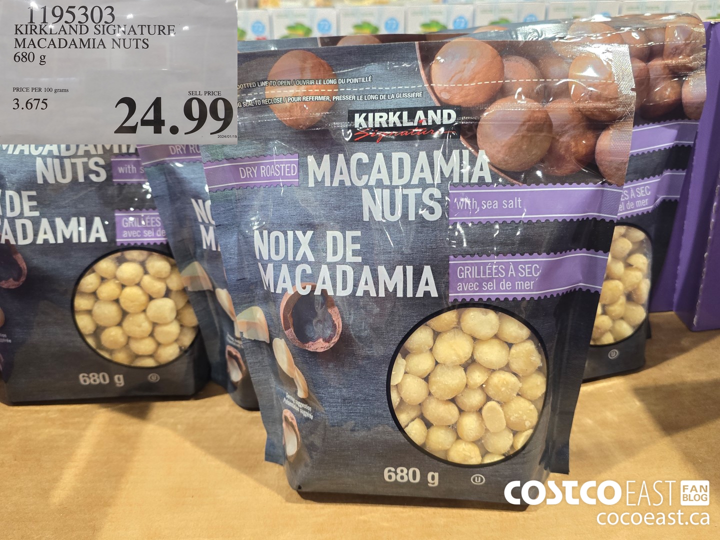 1195303 KIRKLAND SIGNATURE MACADAMIA NUTS 680 G $24.99