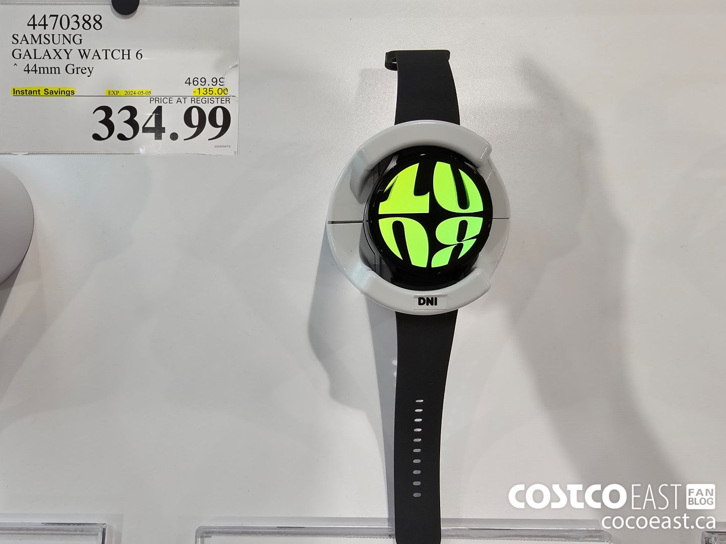 4470388 SAMSUNG GALAXY WATCH 6 44mm Grey ($135.00 INSTANT SAVINGS EXPIRES ON 2024-05-05) $334.99