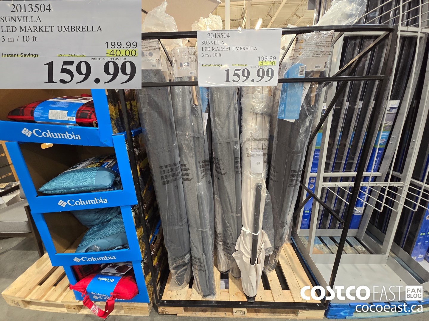 2013504 SUNVILLA LED MARKET UMBRELLA 3m / 10 FT ($40.00 INSTANT SAVINGS EXPIRES ON 2024-05-26) $159.99