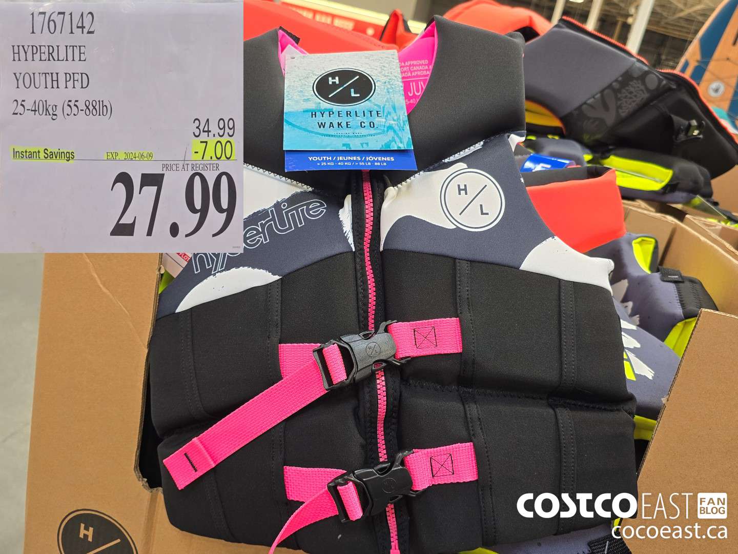 1767142 HYPERLITE YOUTH PFD 25 - 40kg (55 - 88Ib) ($7.00 INSTANT SAVINGS EXPIRES ON 2024-06-09) $27.99