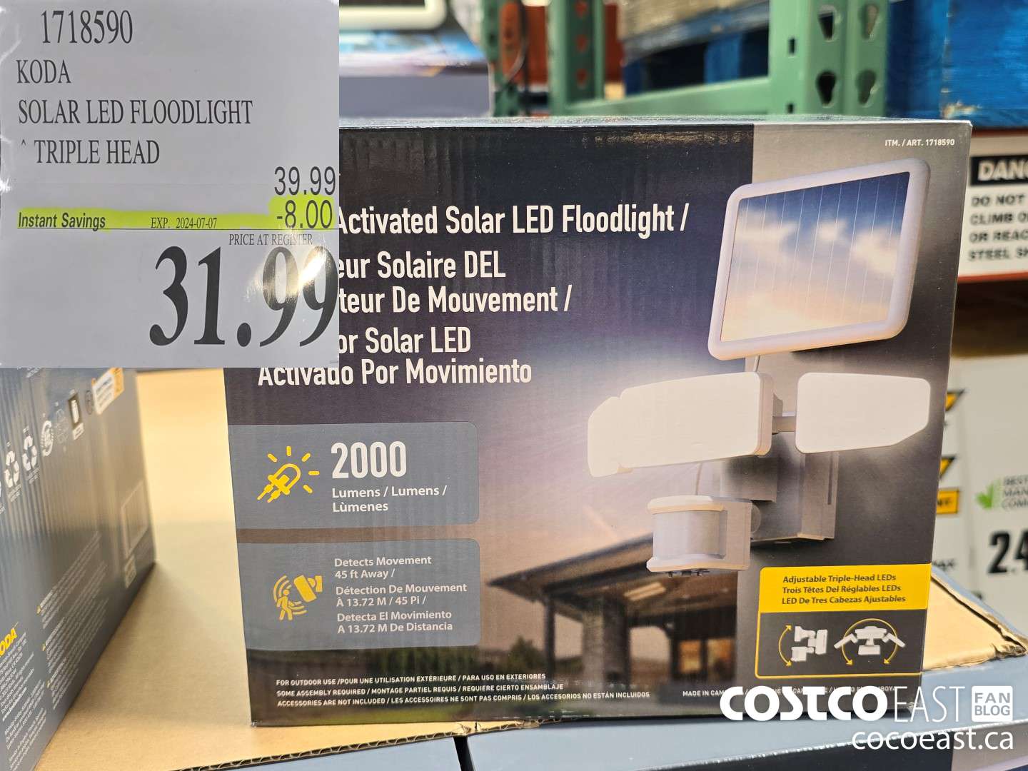 1718590 KODA SOLAR LED FLOODLIGHT TRIPLE HEAD ($8.00 INSTANT SAVINGS EXPIRES ON 2024-07-07) $31.99