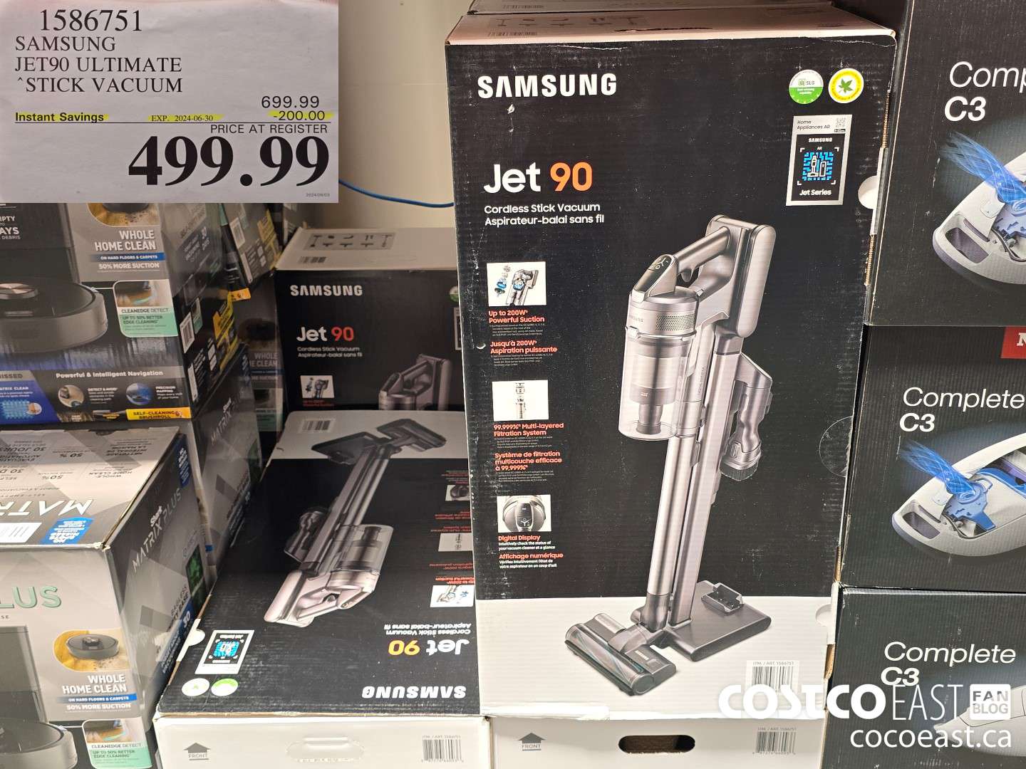 1586751 SAMSUNG JET90 ULTIMATE STICK VACUUM ($200.00 INSTANT SAVINGS EXPIRES ON 2024-06-30) $499.99