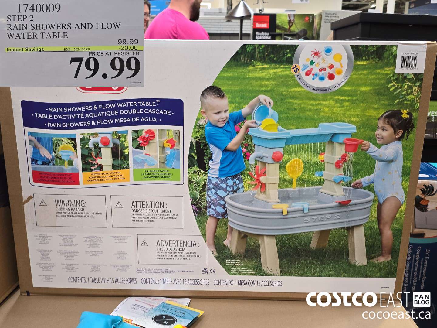1740009 STEP 2 RAIN SHOWERS AND FLOW WATER TABLE ($20.00 INSTANT SAVINGS EXPIRES ON 2024-06-09) $79.99