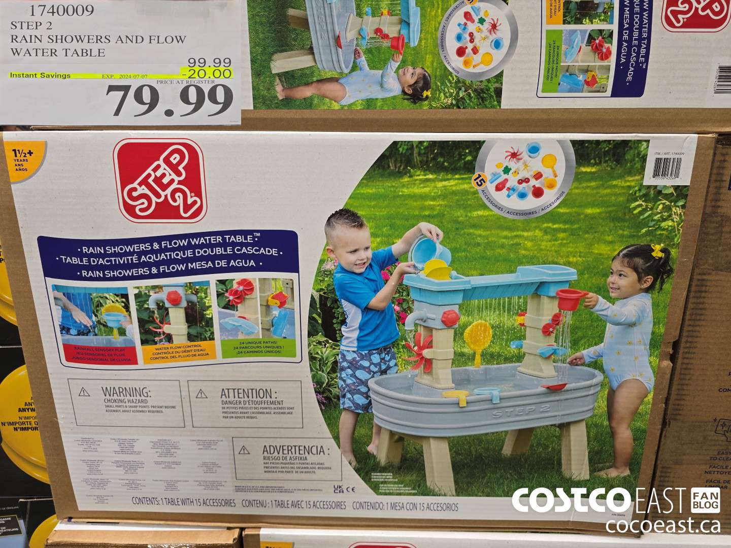 1740009 STEP 2 RAIN SHOWERS AND FLOW WATER TABLE ($20.00 INSTANT SAVINGS EXPIRES ON 2024-07-07) $79.99