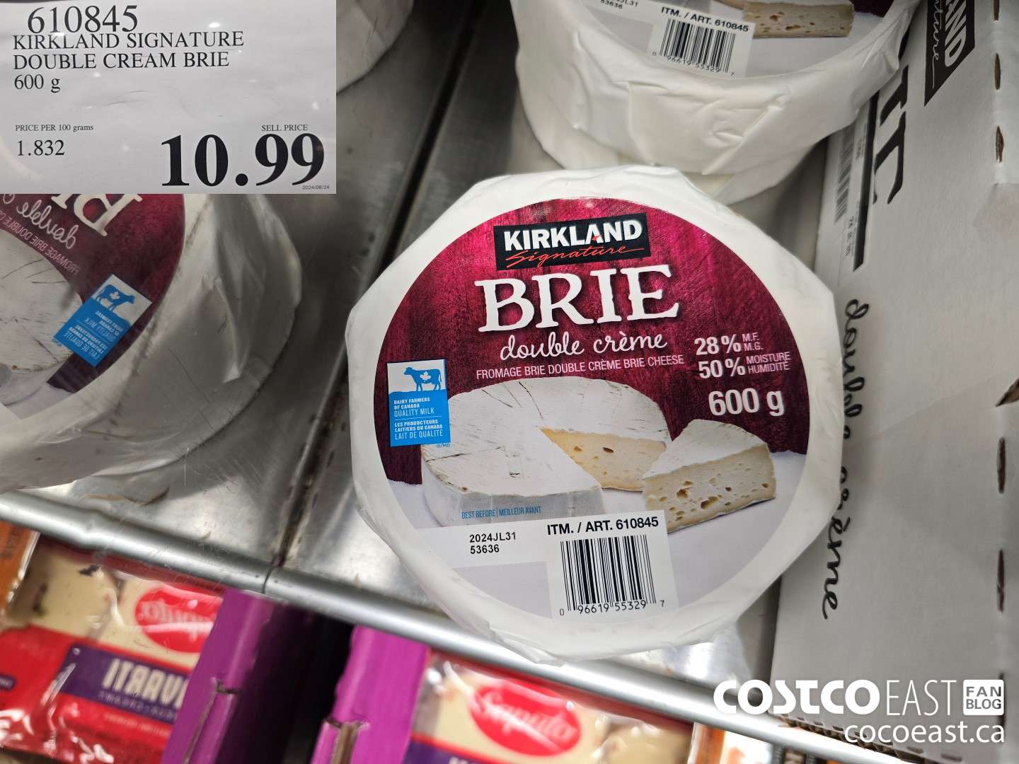 610845 KIRKLAND SIGNATURE DOUBLE CREAM BRIE 600 g $10.99