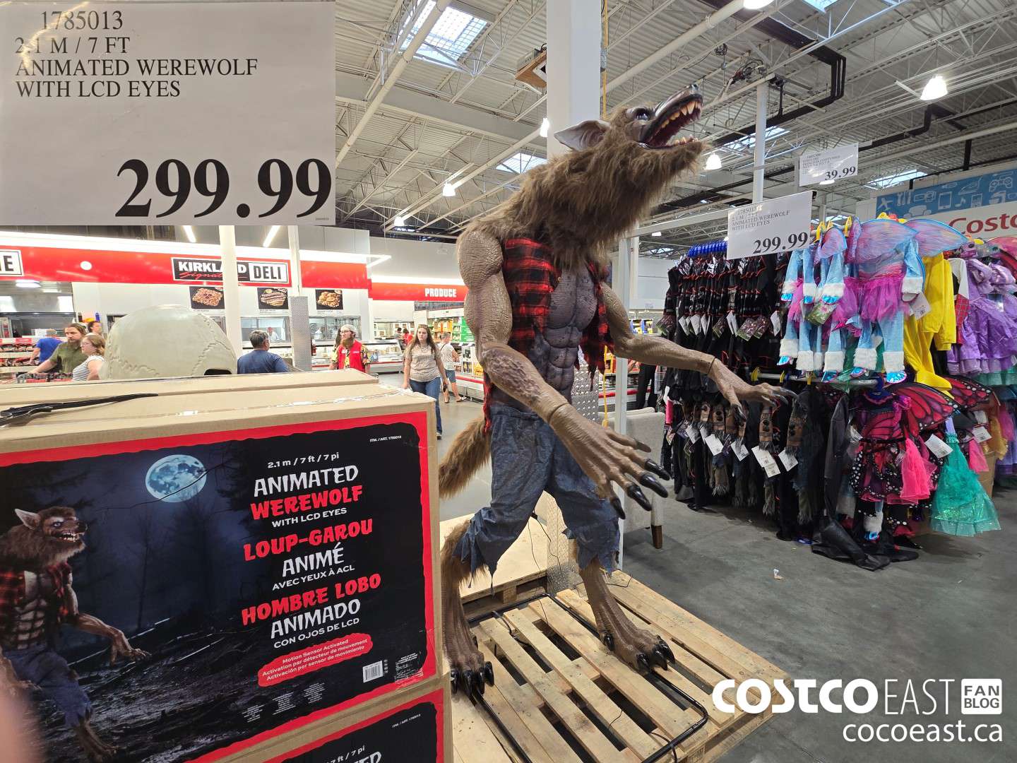 1785013 2.1 M / 7 FT ANIMATED WEREWOLF WITH LCD EYES $299.99