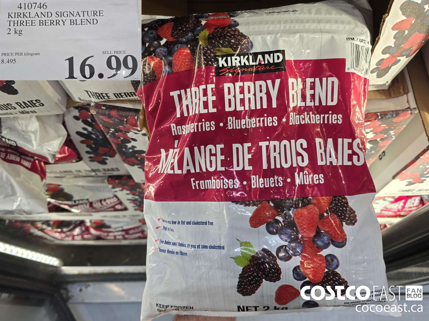 410746 KIRKLAND SIGNATURE THREE BERRY BLEND 2 KG $16.99
