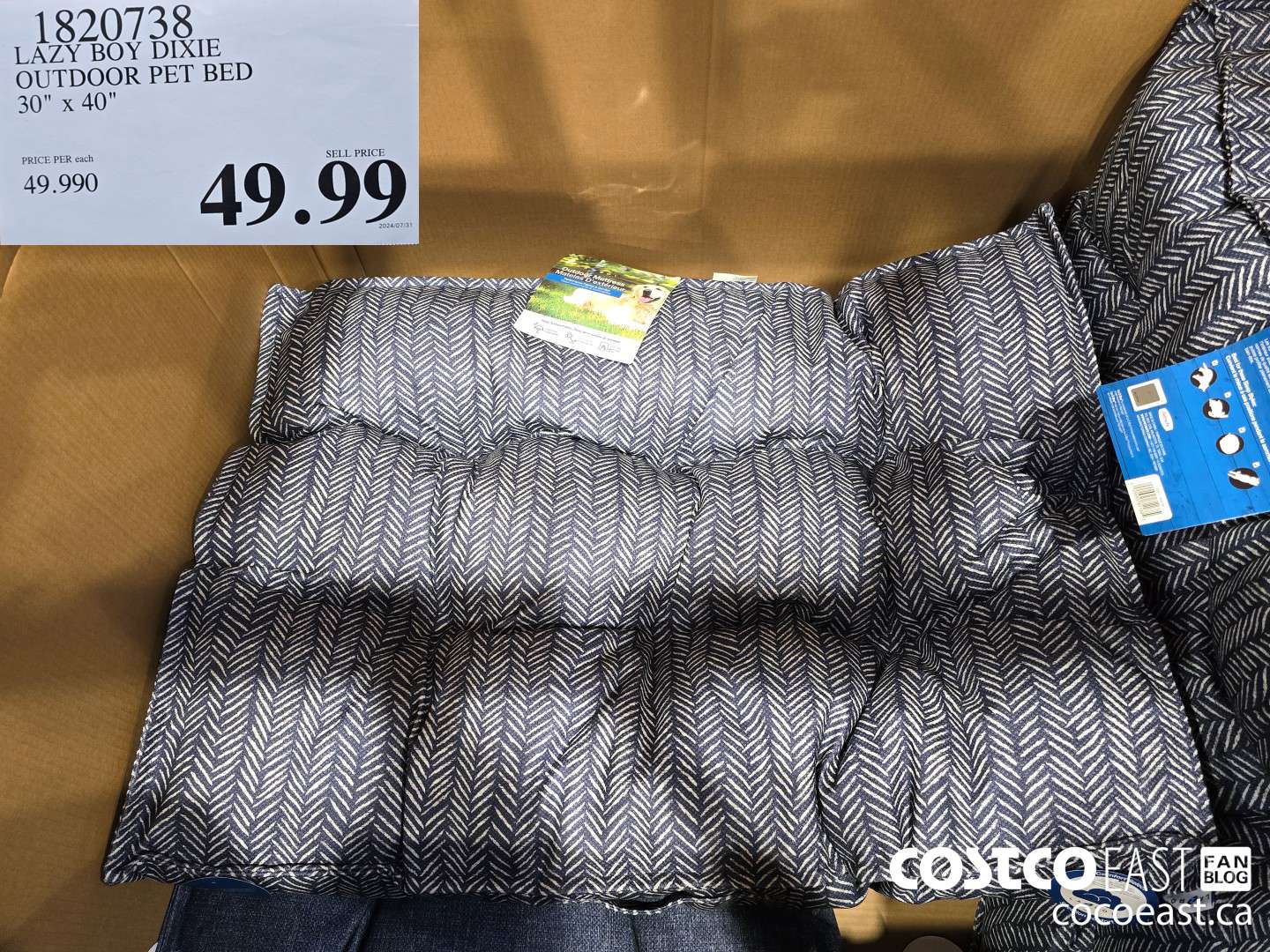 1820738 LAZY BOY DIXIE OUTDOOR PET BED 30