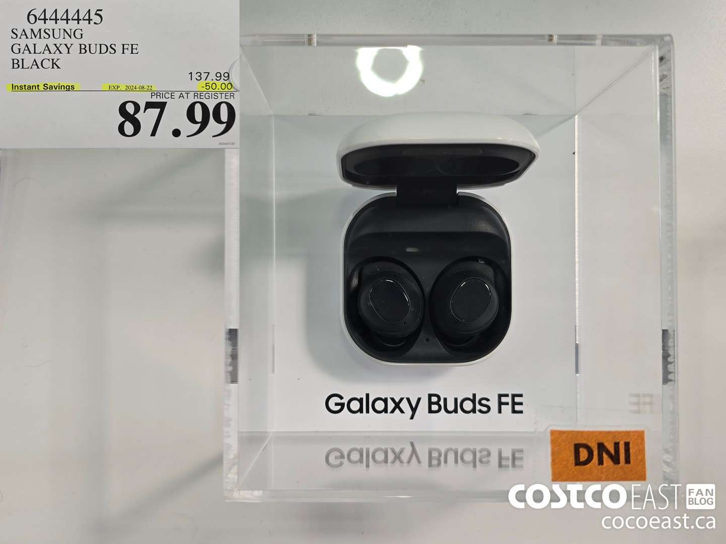 6444445 SAMSUNG GALAXY BUDS FE BLACK ($50.00 INSTANT SAVINGS EXPIRES ON 2024-08-22) $87.99