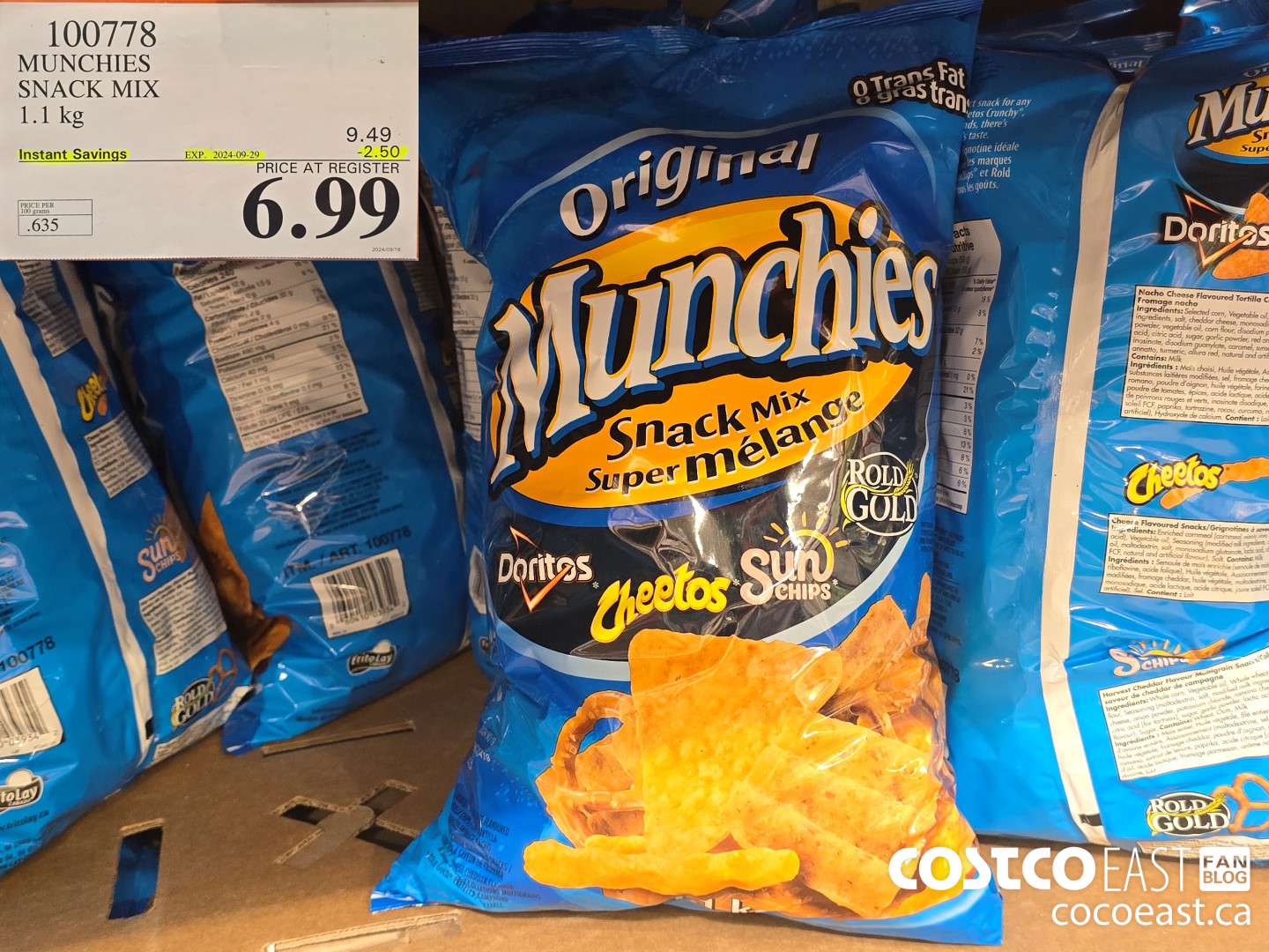 100778 MUNCHIES SNACK MIX 1.1 KG ($2.50 INSTANT SAVINGS EXPIRES ON 2024-09-29) $6.99