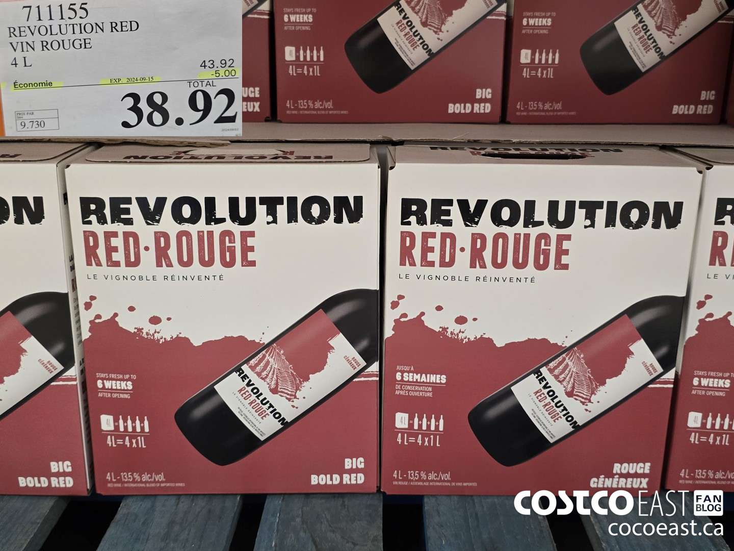 711155 REVOLUTION RED VIN ROUGE 4L ($5.00 INSTANT SAVINGS EXPIRES ON 2024-09-15) $38.92