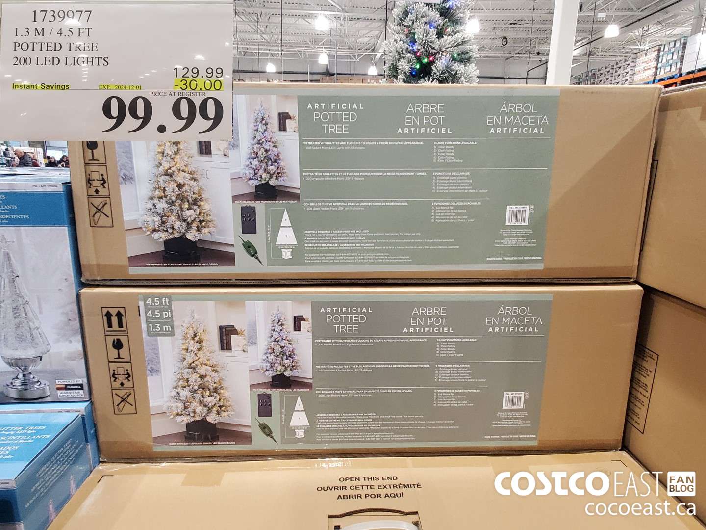 1739977 1.3 M / 4.5 FT POTTED TREE 200 LED LIGHTS ($30.00 INSTANT SAVINGS EXPIRES ON 2024-12-01) $99.99